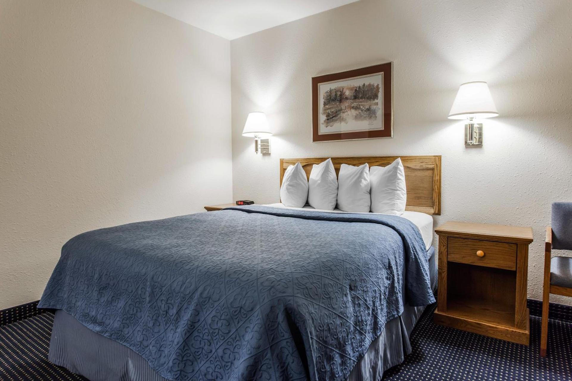 Quality Inn & Suites Goldendale photo 17