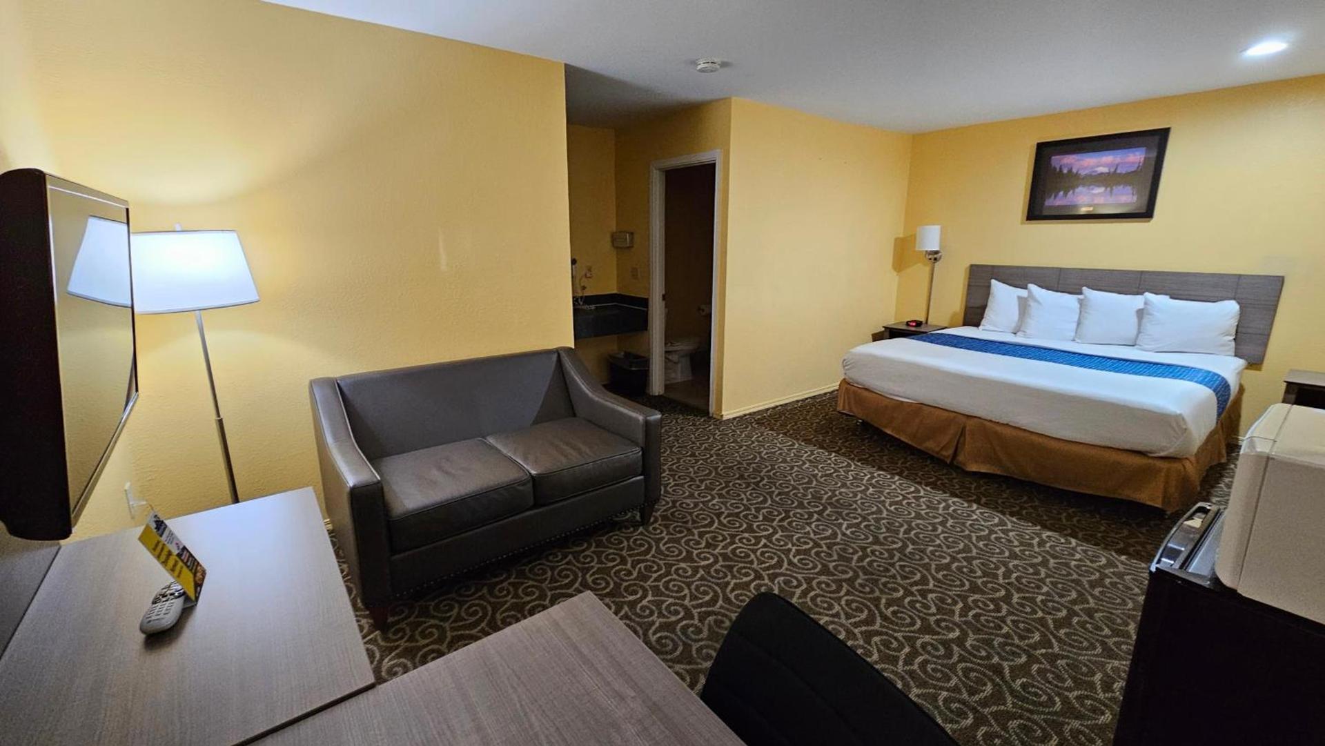 Travelodge by Wyndham Wenatchee photo 32