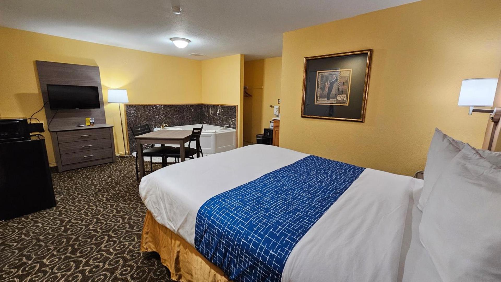 Travelodge by Wyndham Wenatchee photo 35