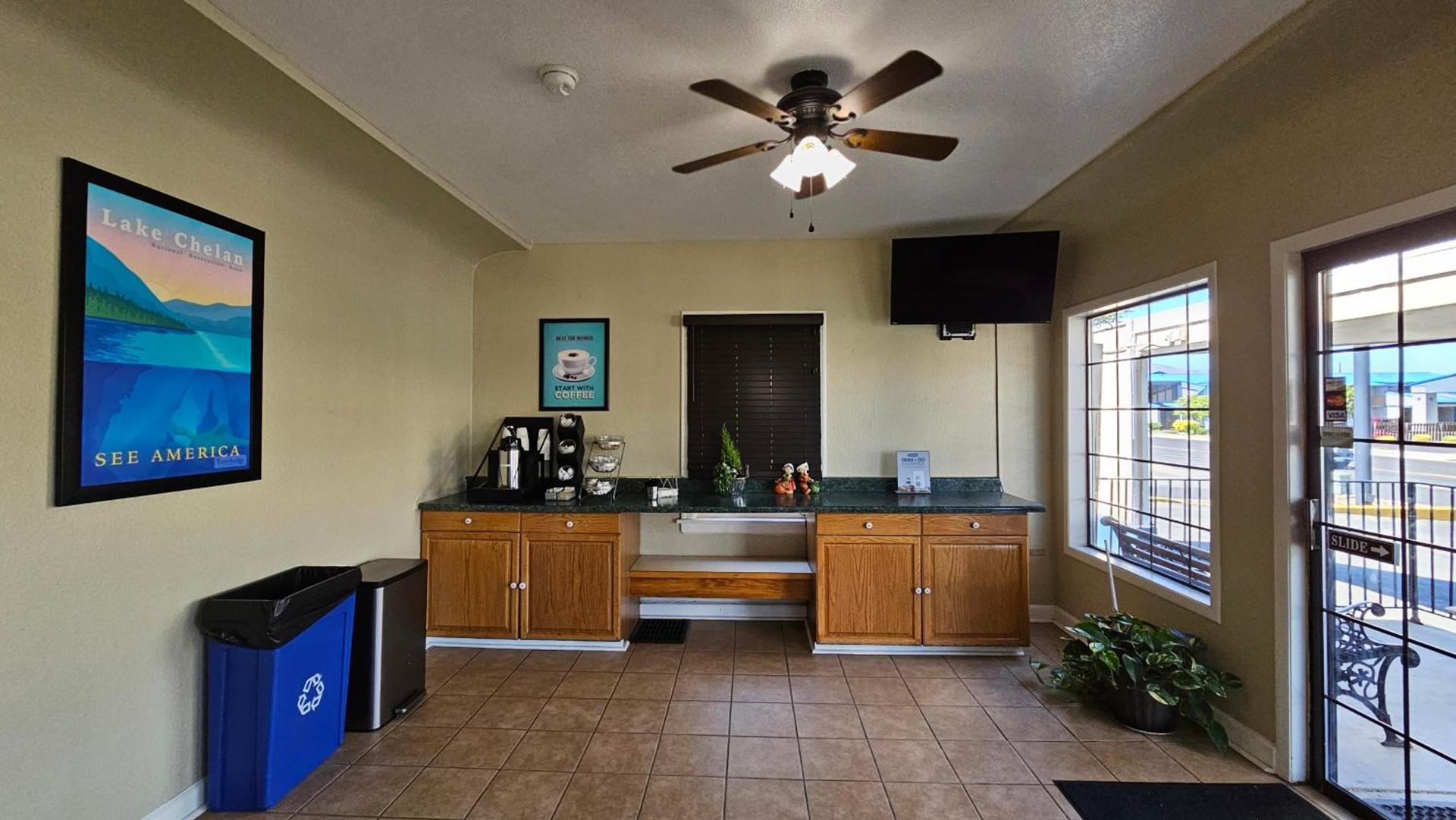Travelodge by Wyndham Wenatchee photo 42