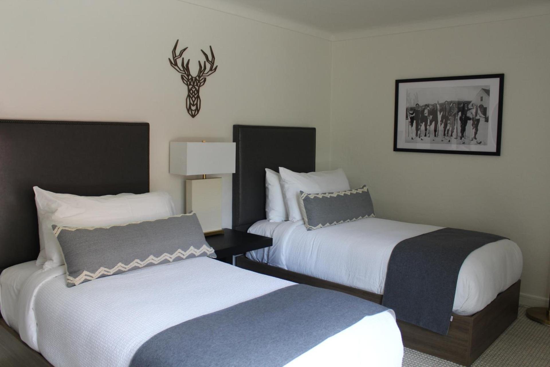 Eagle River Inn photo 11