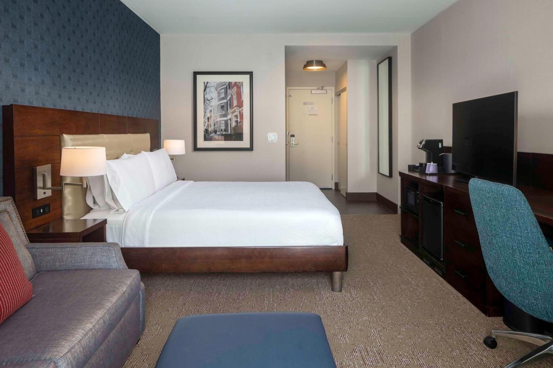 Hilton Garden Inn Washington DC/Georgetown Area photo 17