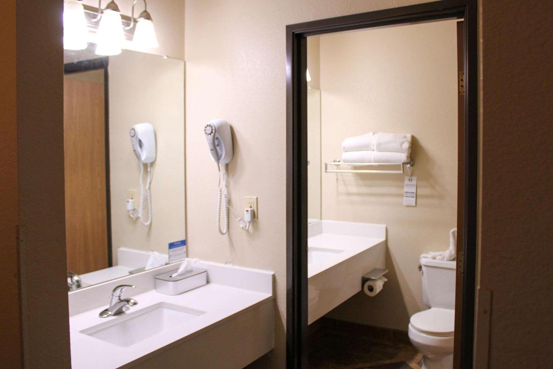 Quality Inn Gunnison-Crested Butte photo 44