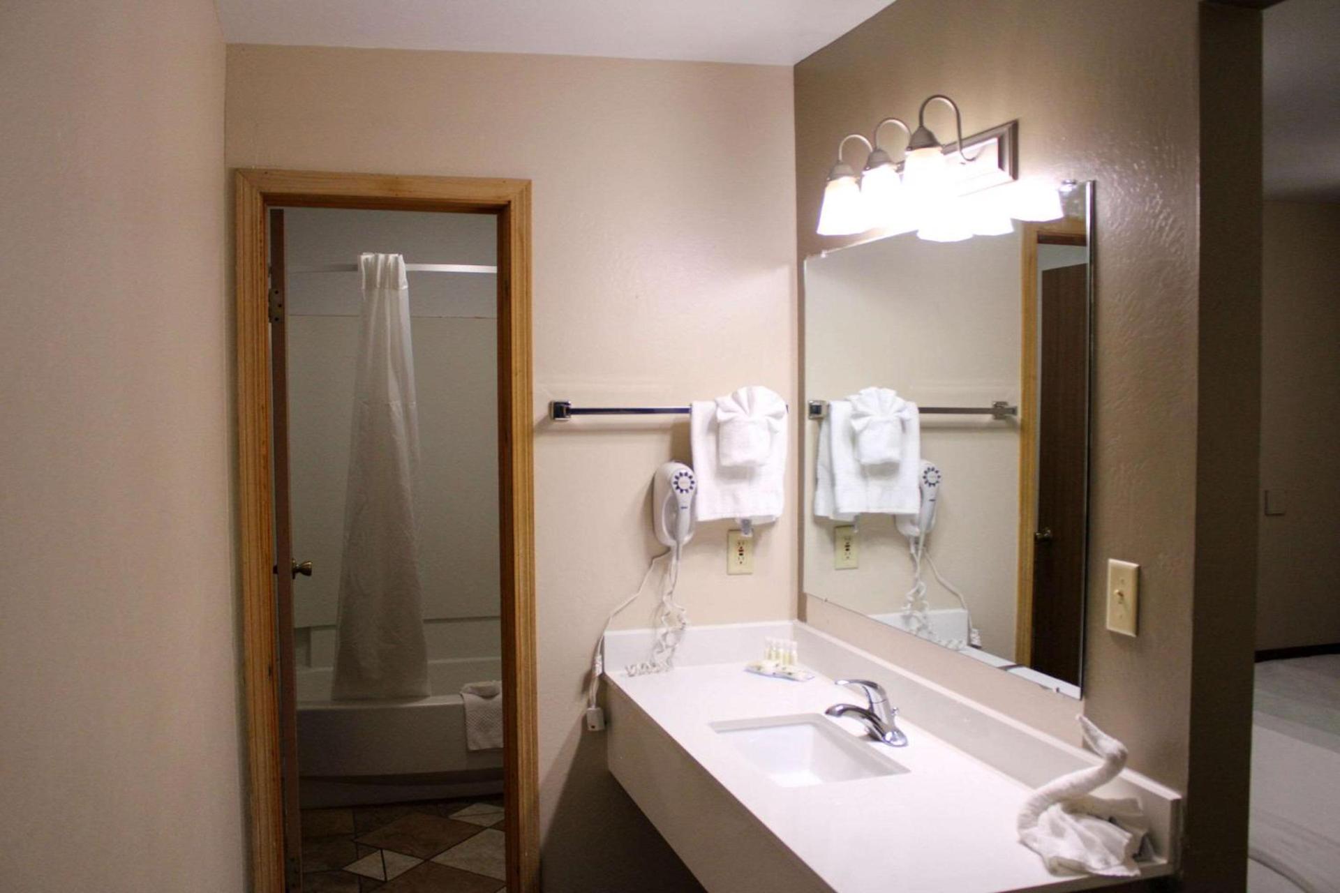 Quality Inn Gunnison-Crested Butte photo 42