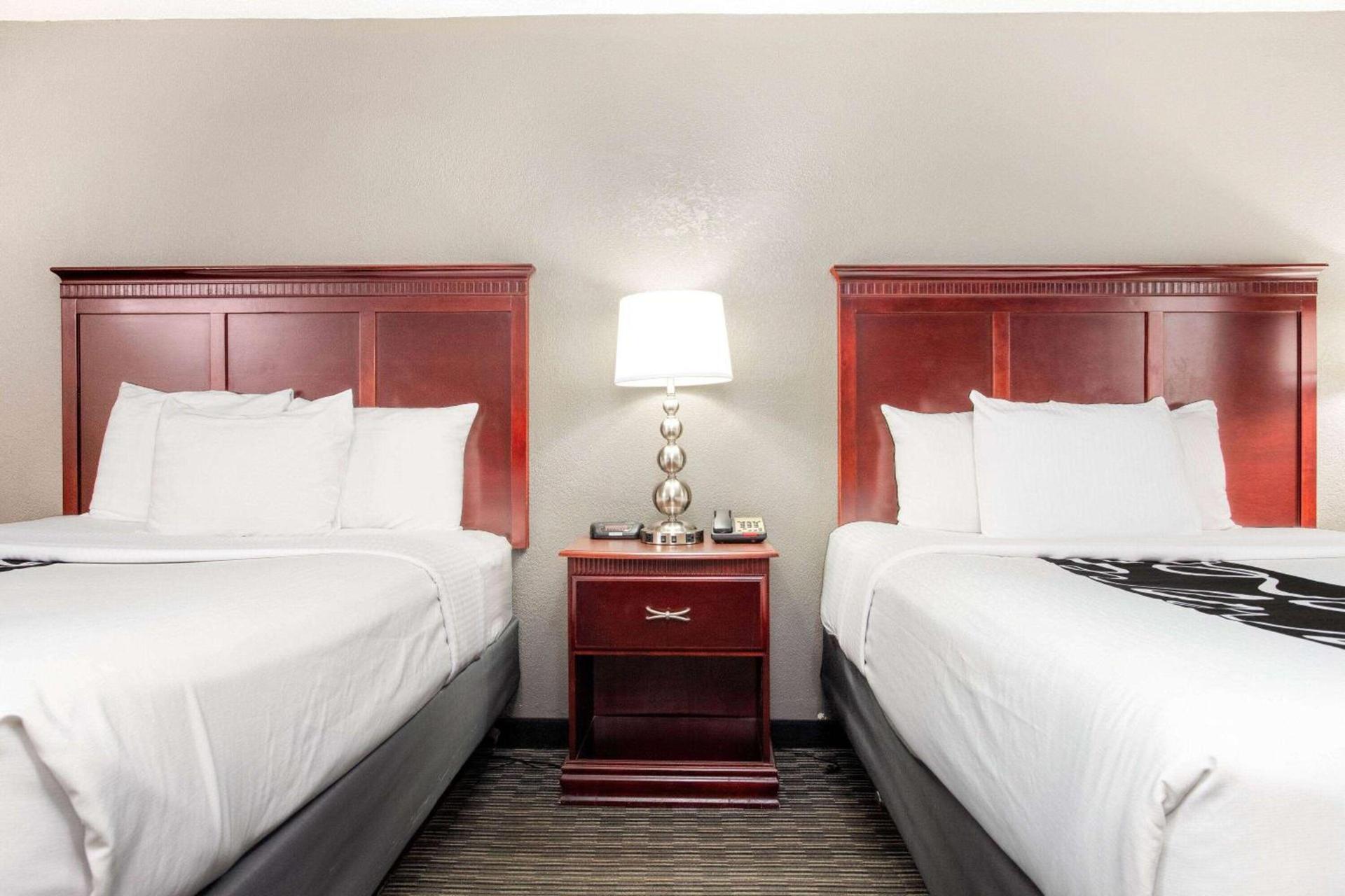La Quinta by Wyndham Indianapolis South photo 11