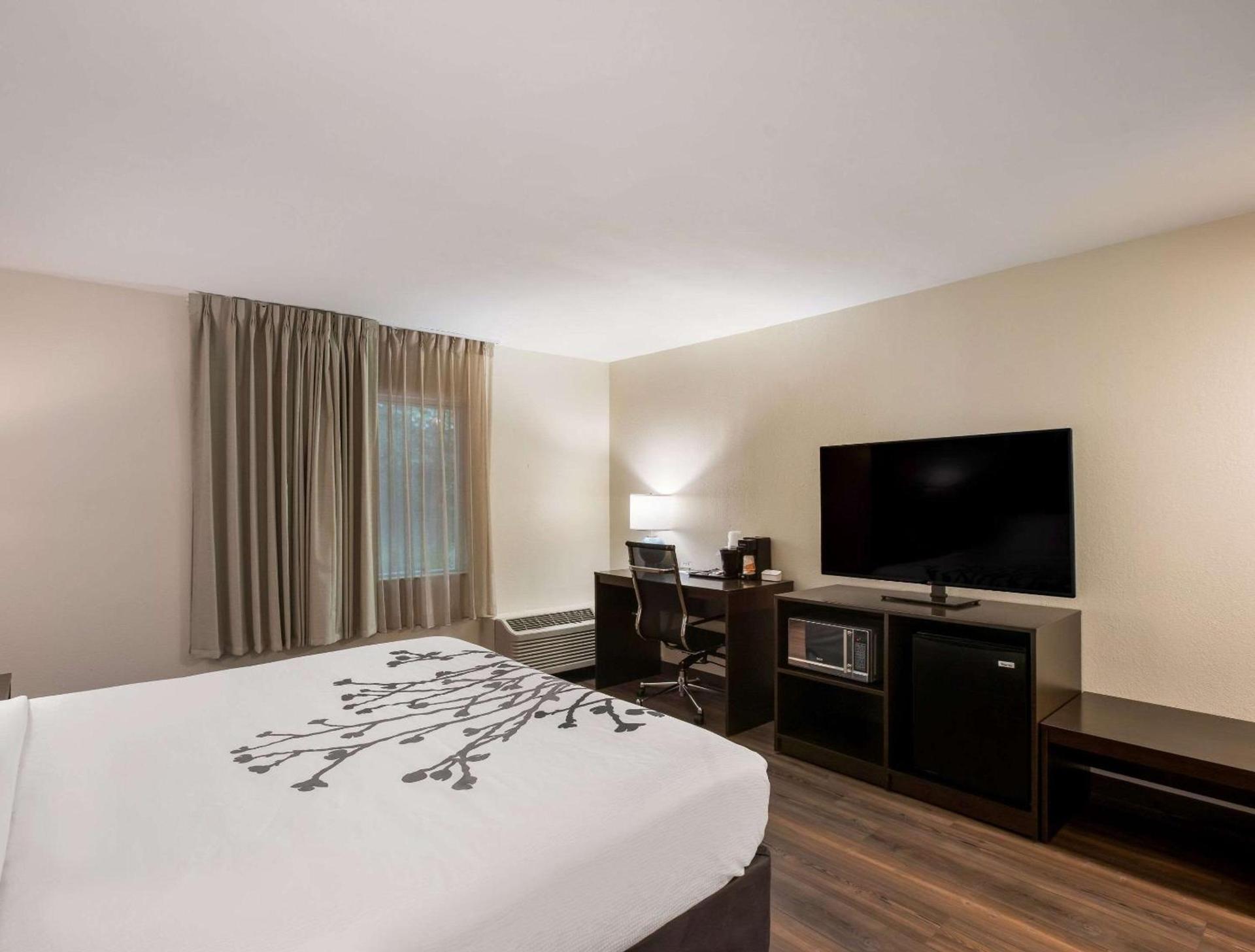 Sleep Inn Savannah Midtown photo 23