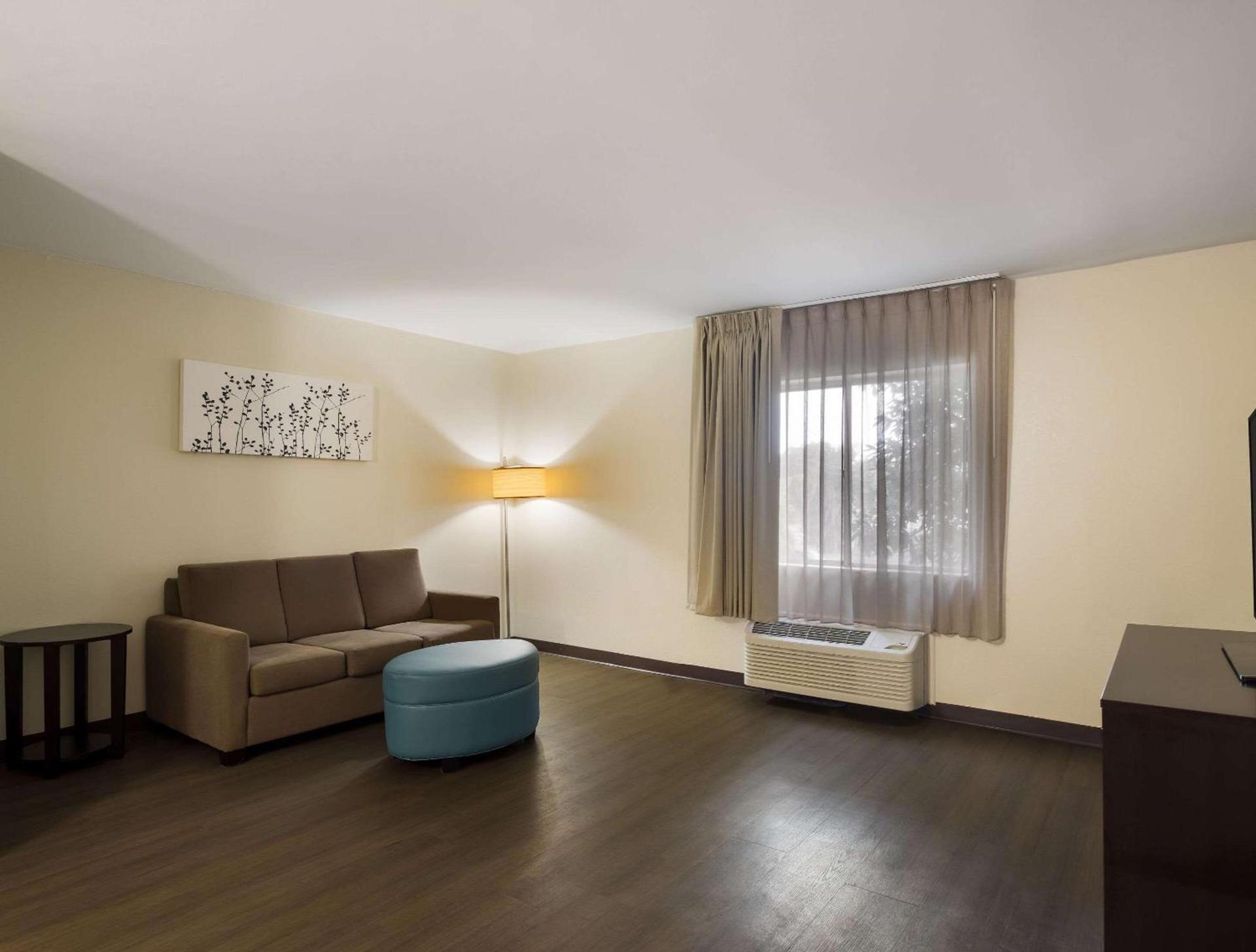 Sleep Inn Savannah Midtown photo 29