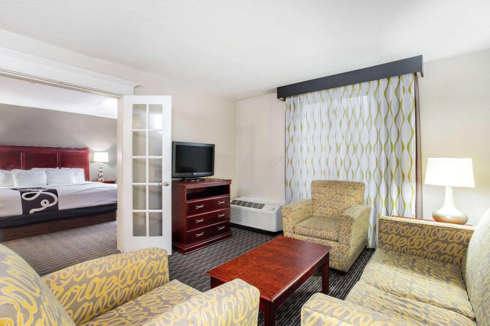 La Quinta by Wyndham Indianapolis South photo 22