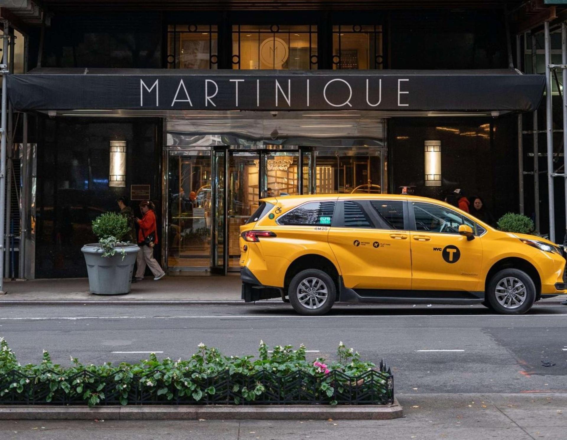 Martinique New York on Broadway, Curio Collection by Hilton photo 97
