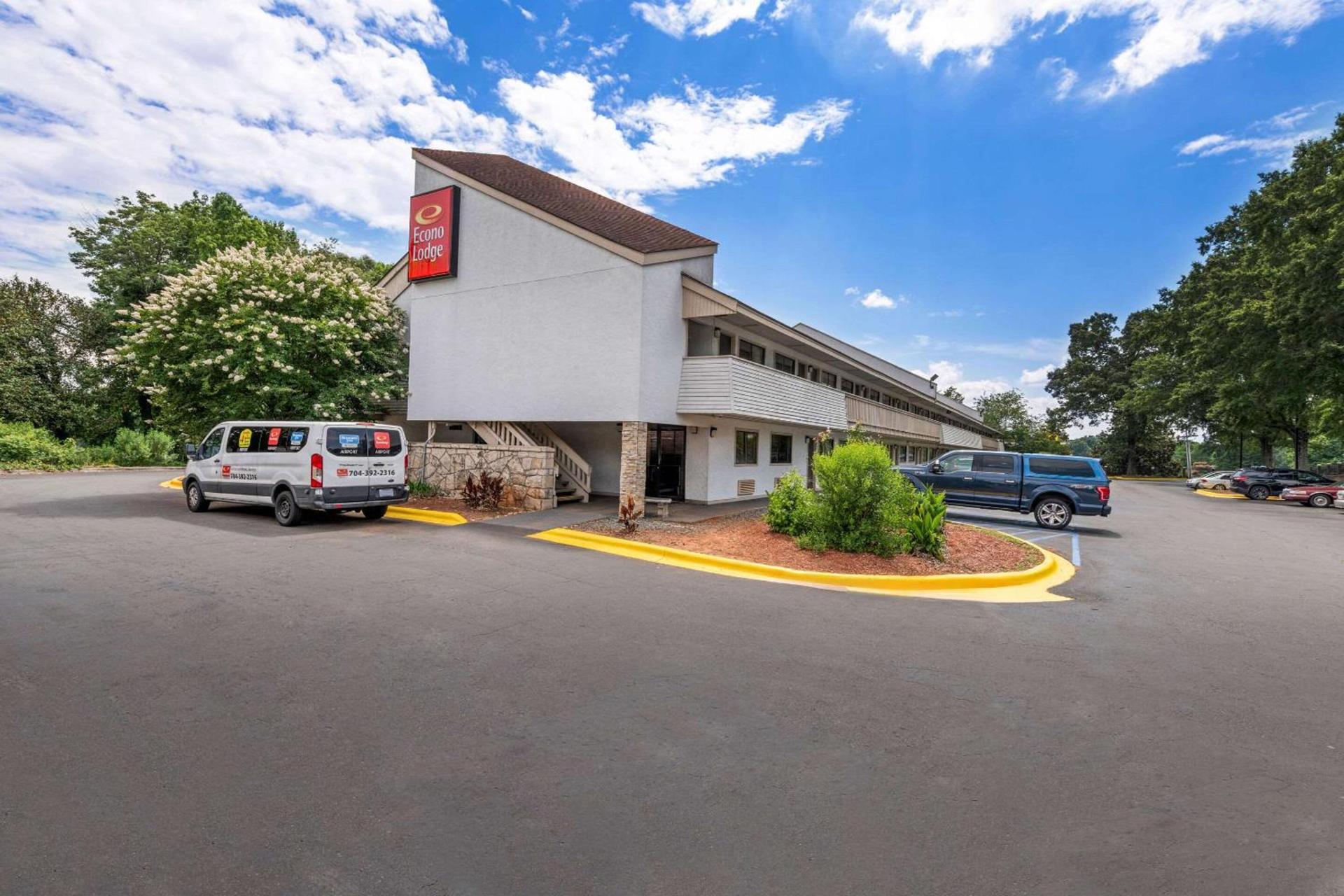 Econo Lodge Charlotte Airport photo 2