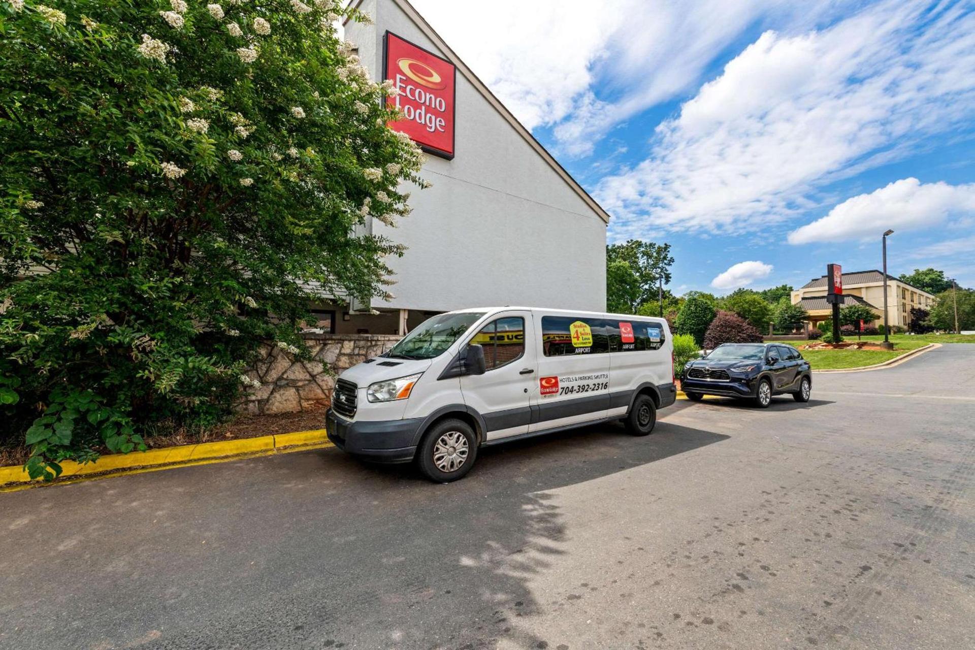 Econo Lodge Charlotte Airport photo 39