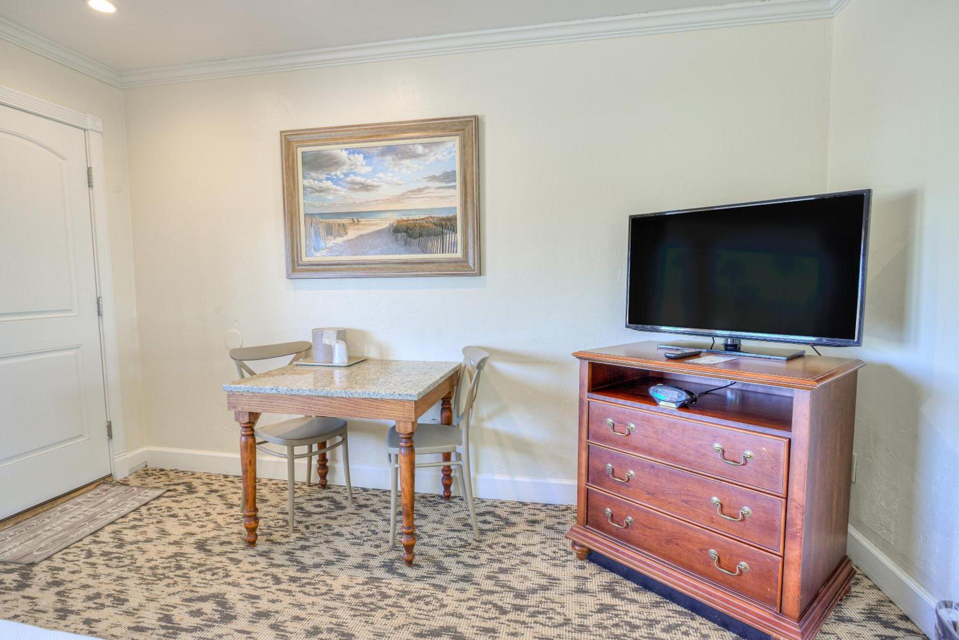 La Fiesta Ocean Inn & Suites photo 27