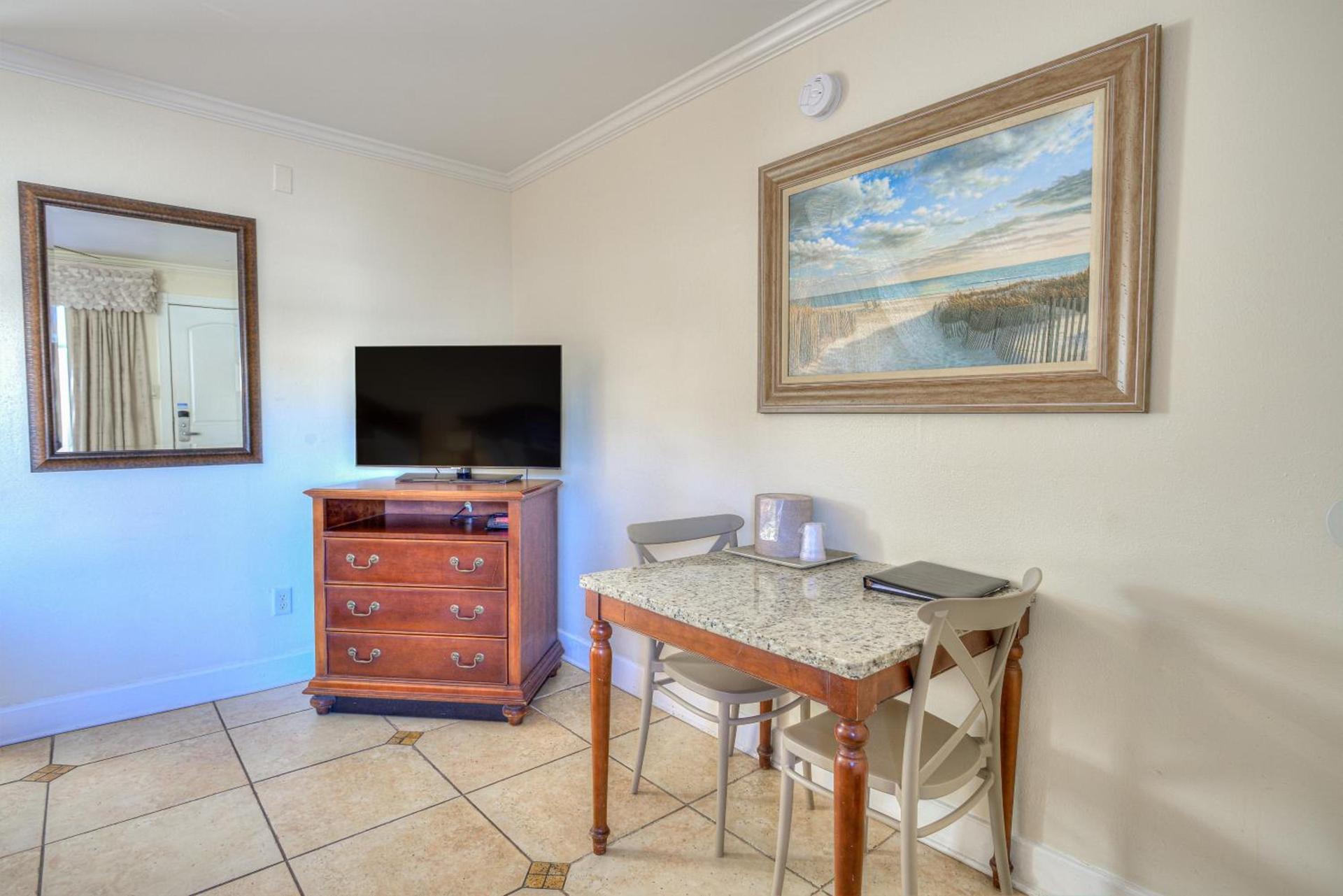 La Fiesta Ocean Inn & Suites photo 68
