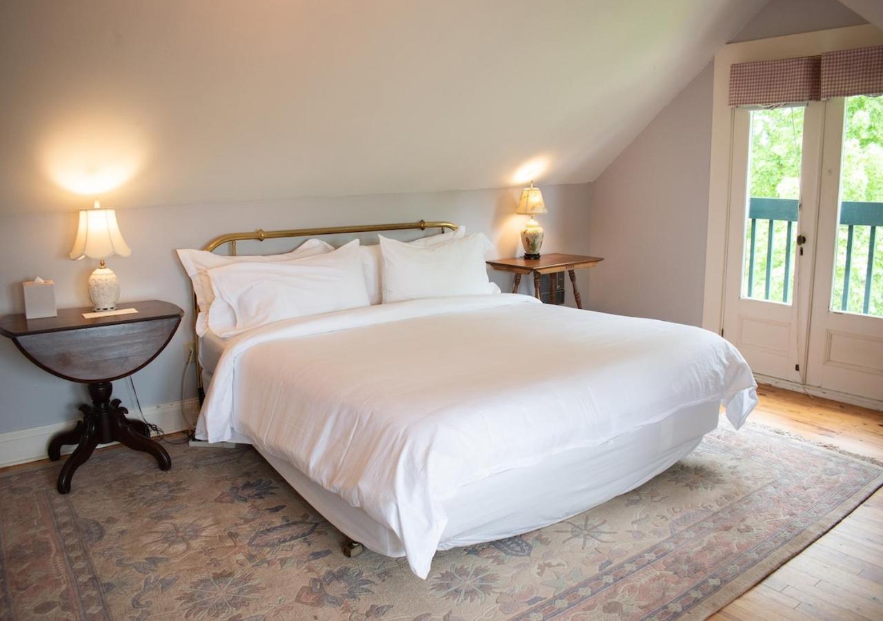 Apple Tree Inn photo 13