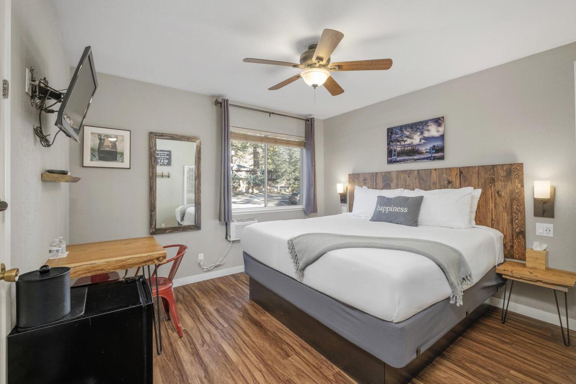Resthaven Tahoe photo 28