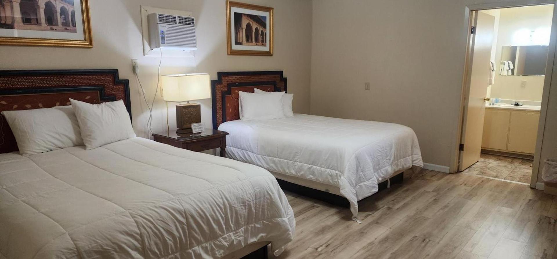 Badlands Hotel & Campground photo 2