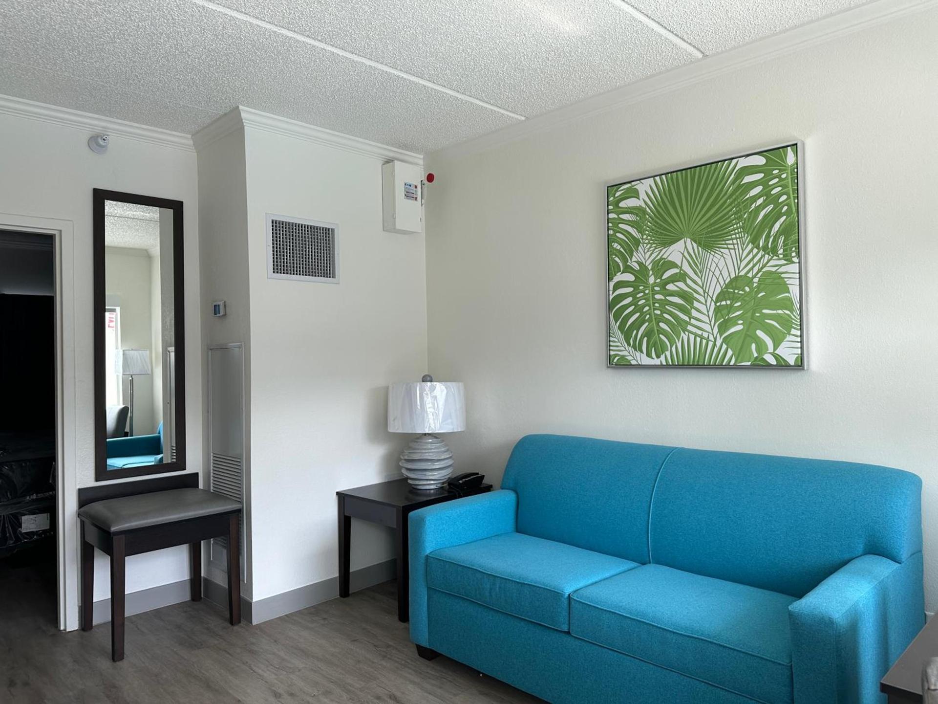 OASIS BAY SUITES, Tampa, Busch Gardens, USF photo 11