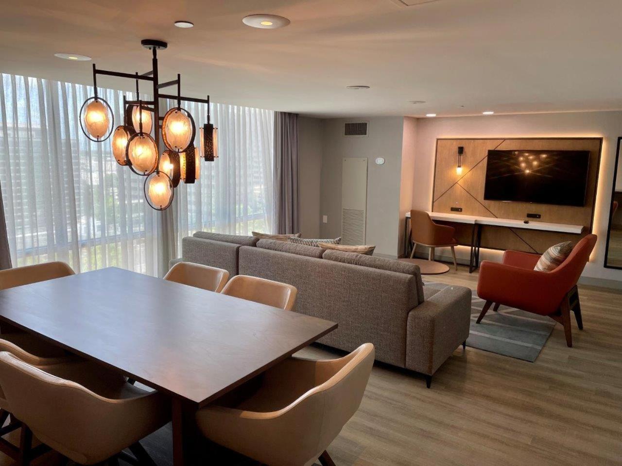 Houston Marriott North photo 2