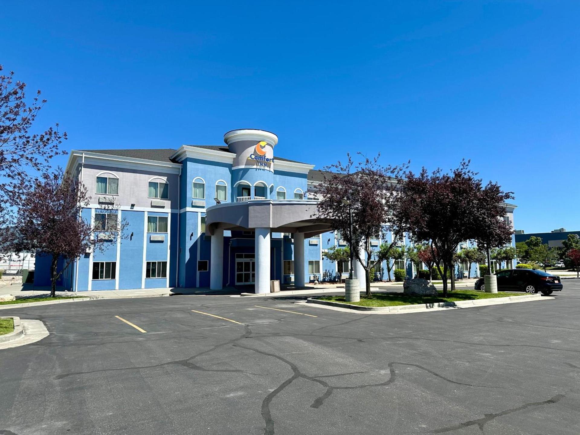 Comfort Inn Ogden near Event Center photo 39