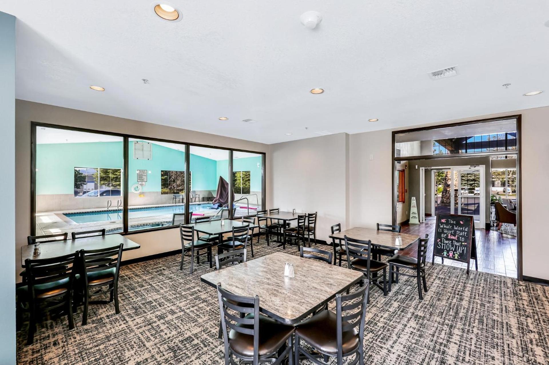 Garner Hotel Liberty Lake by IHG photo 12
