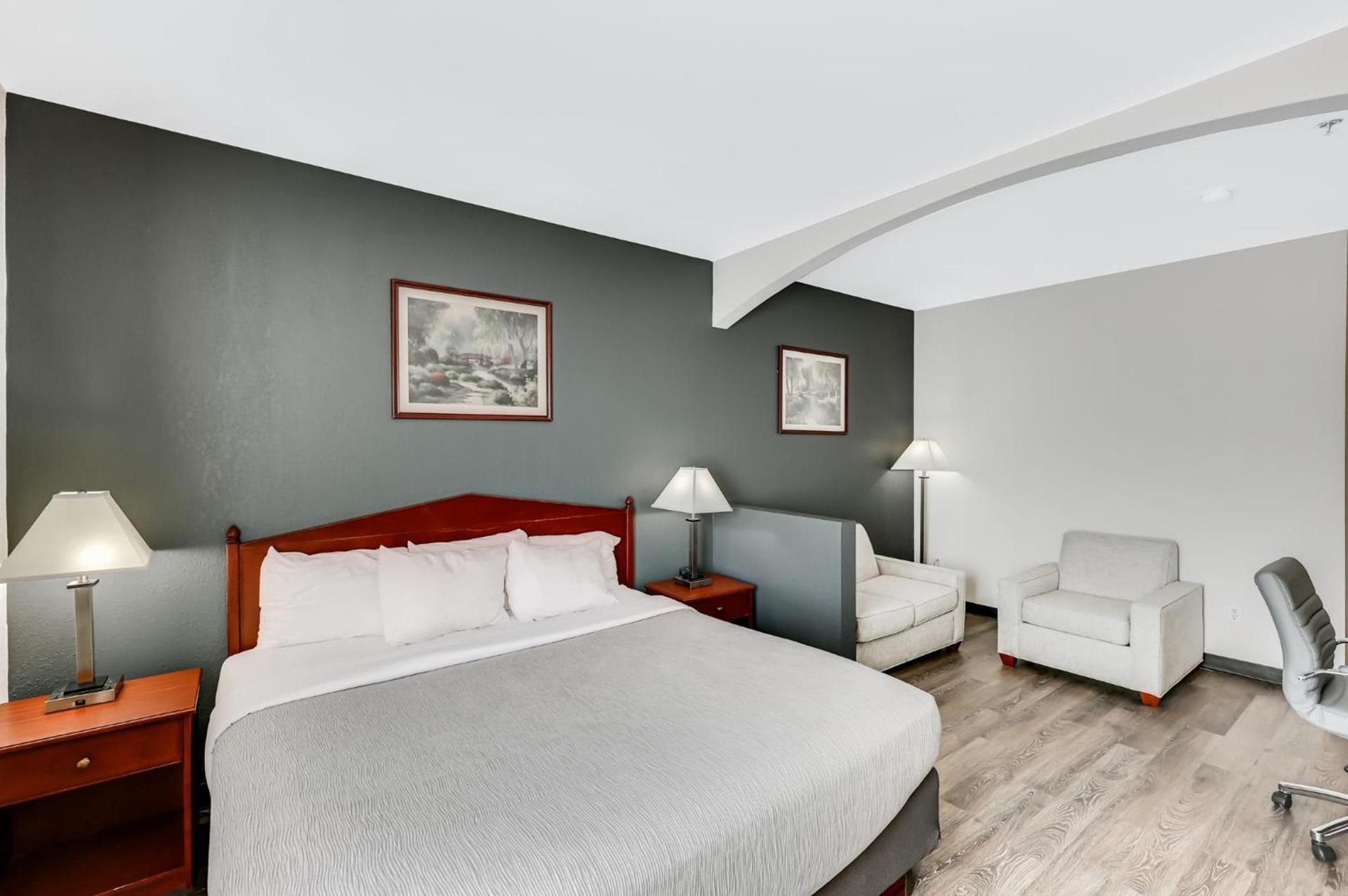 Garner Hotel Liberty Lake by IHG photo 21