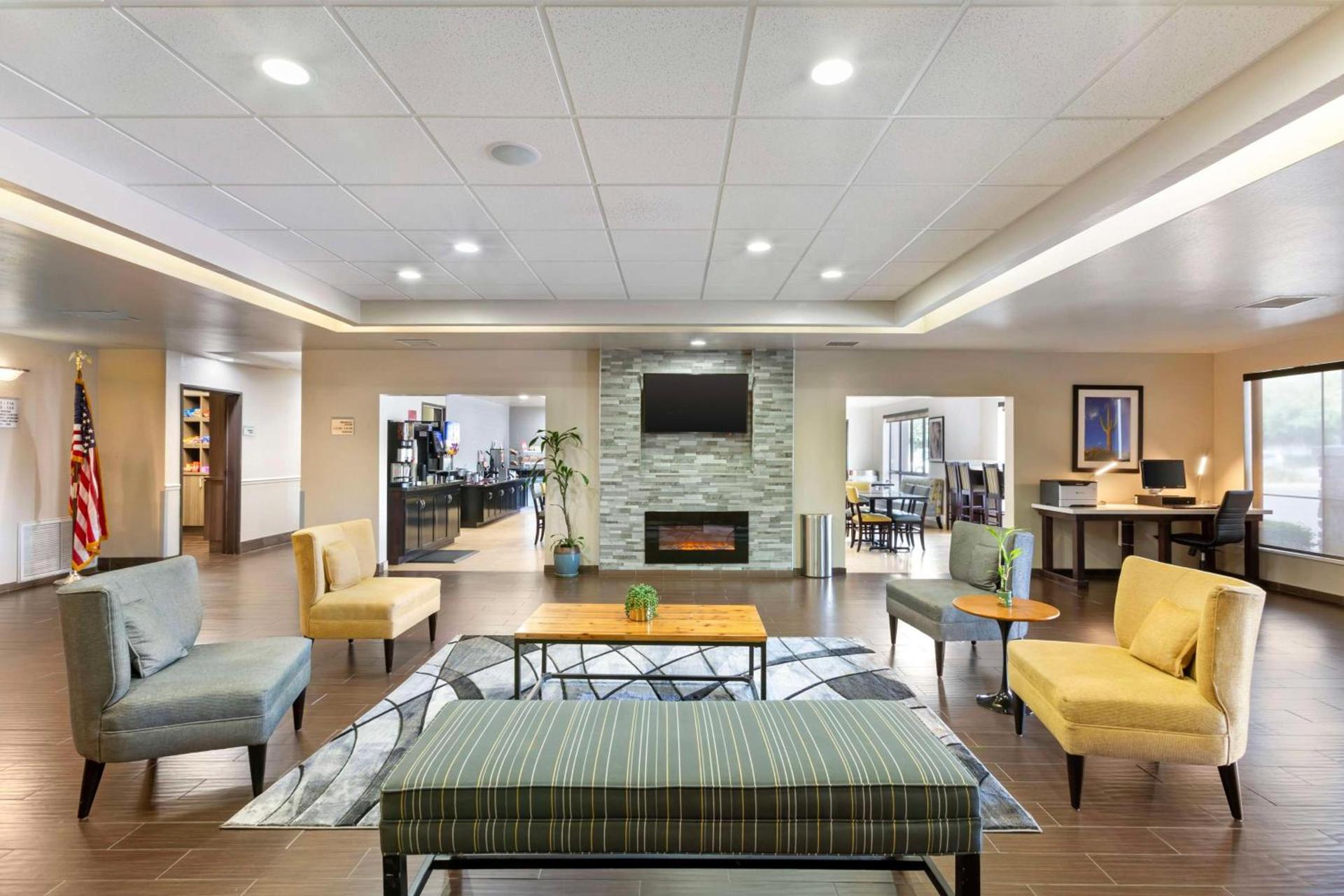 Best Western Plus Surprise-Phoenix NW photo 2