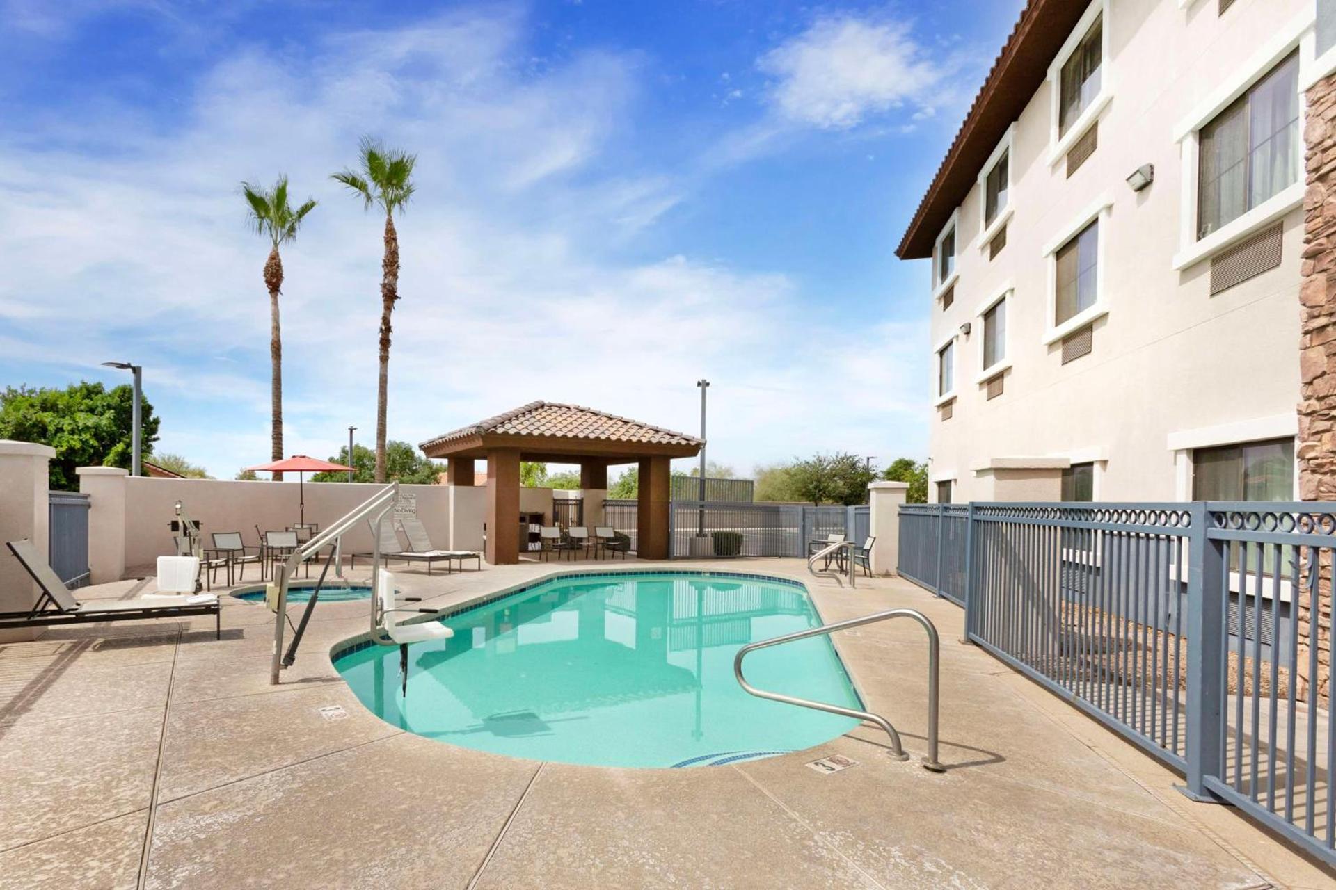 Best Western Plus Surprise-Phoenix NW photo 6
