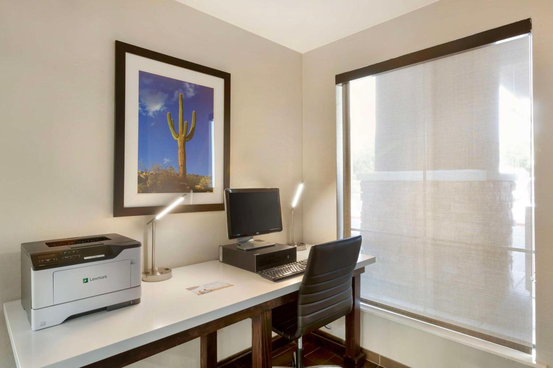 Best Western Plus Surprise-Phoenix NW photo 9