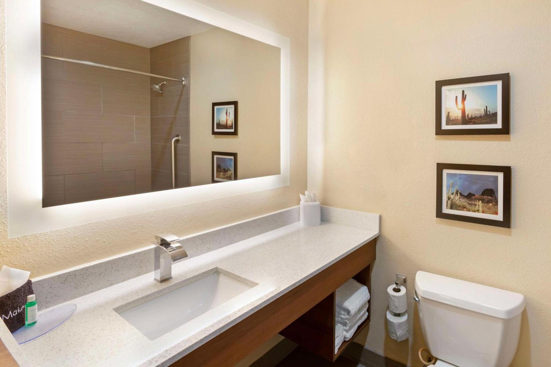 Best Western Plus Surprise-Phoenix NW photo 13