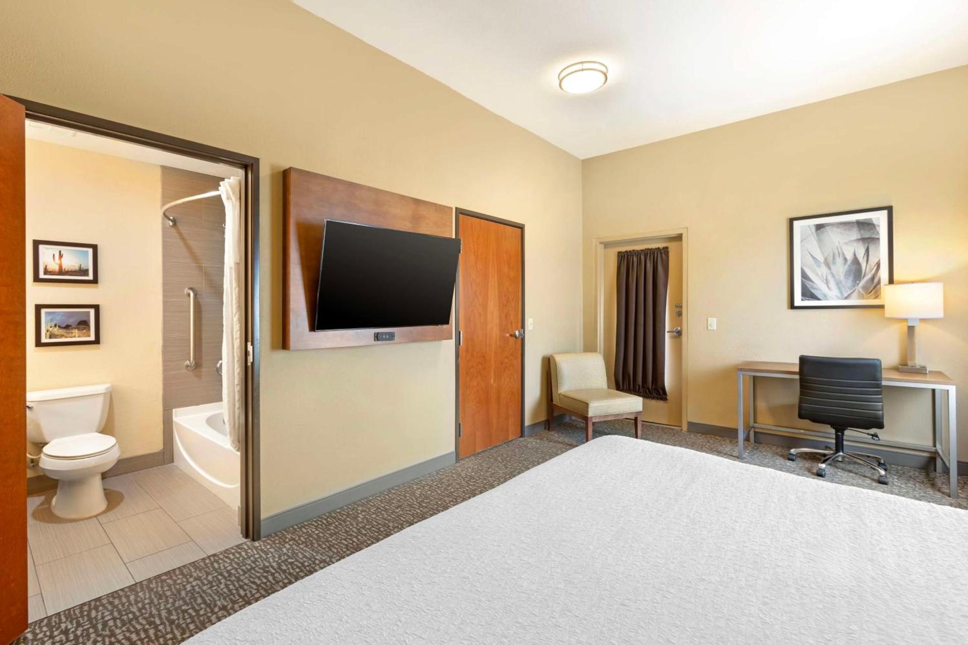 Best Western Plus Surprise-Phoenix NW photo 18