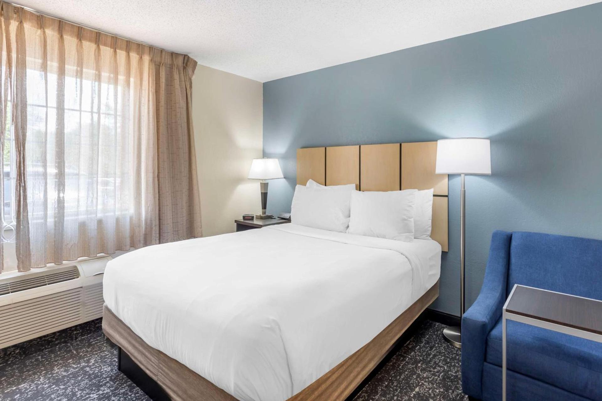 Executive Residency by Best Western Philadelphia-Willow Grove photo 3