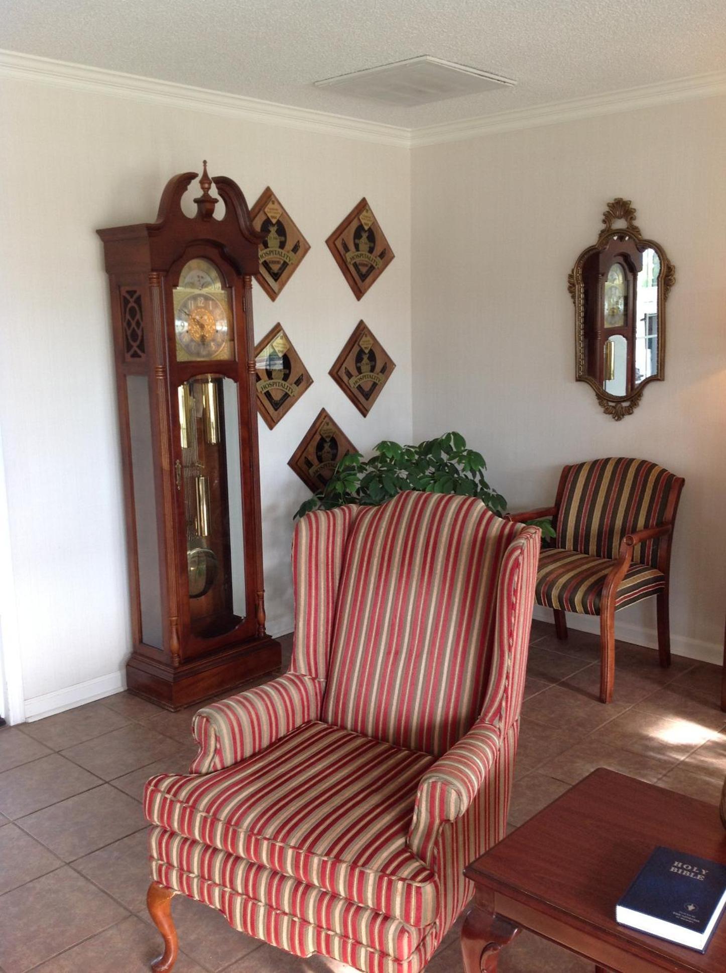 Ambassador Inn photo 12