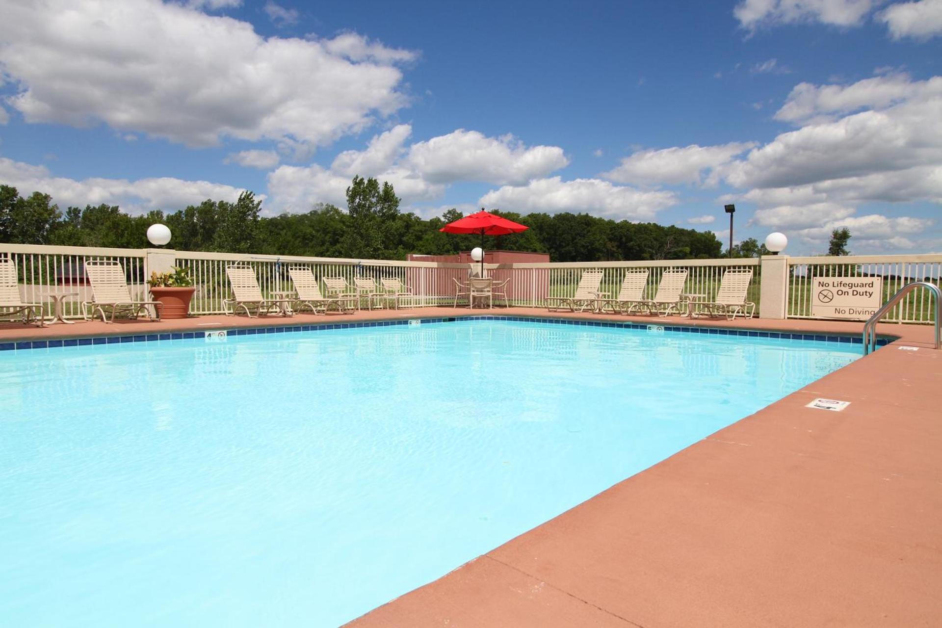 Country Inn & Suites by Radisson, Sandusky South, OH photo 12