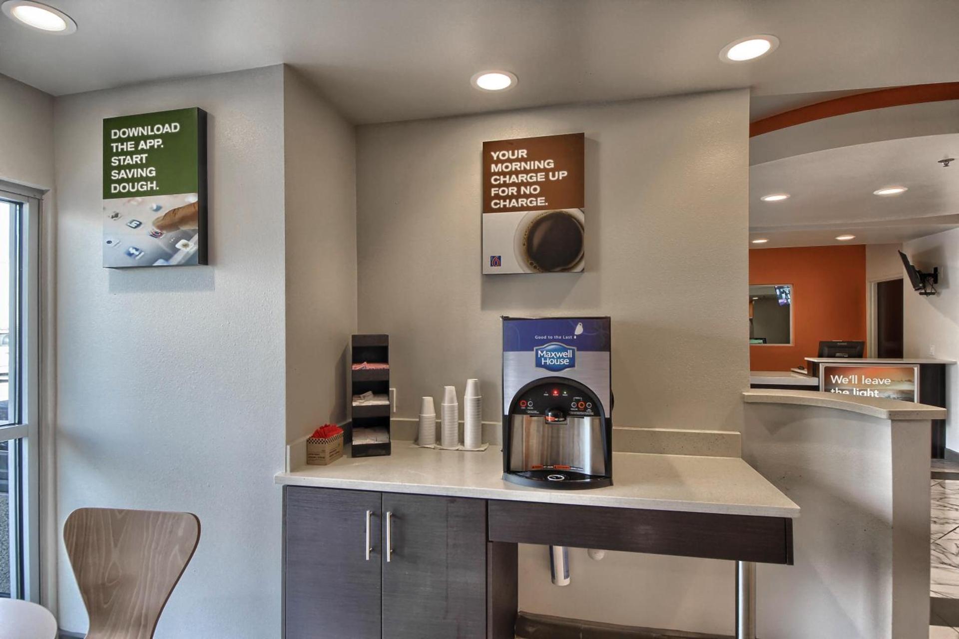 Motel 6-Weslaco, TX photo 19