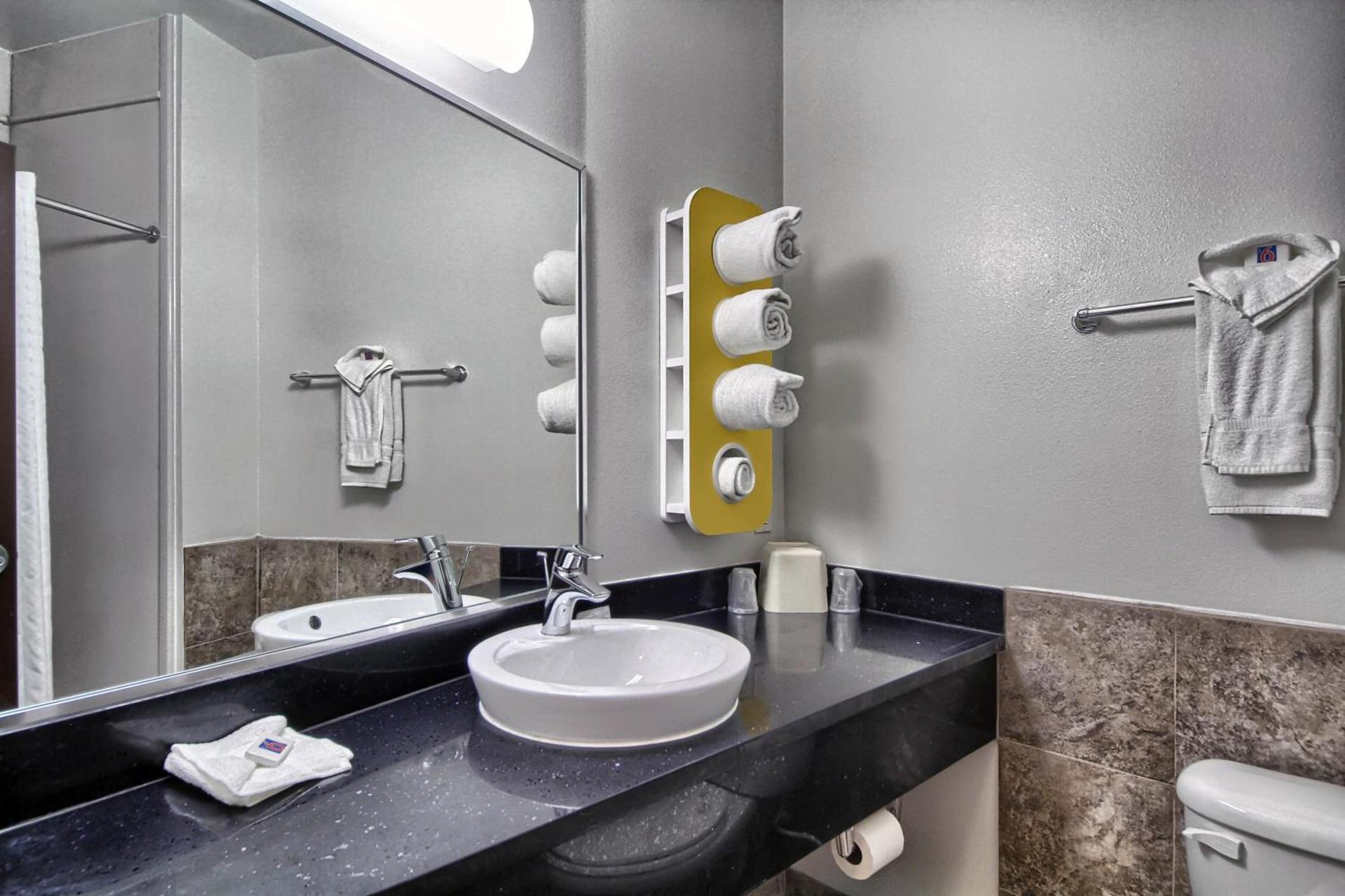 Motel 6-Weslaco, TX photo 26