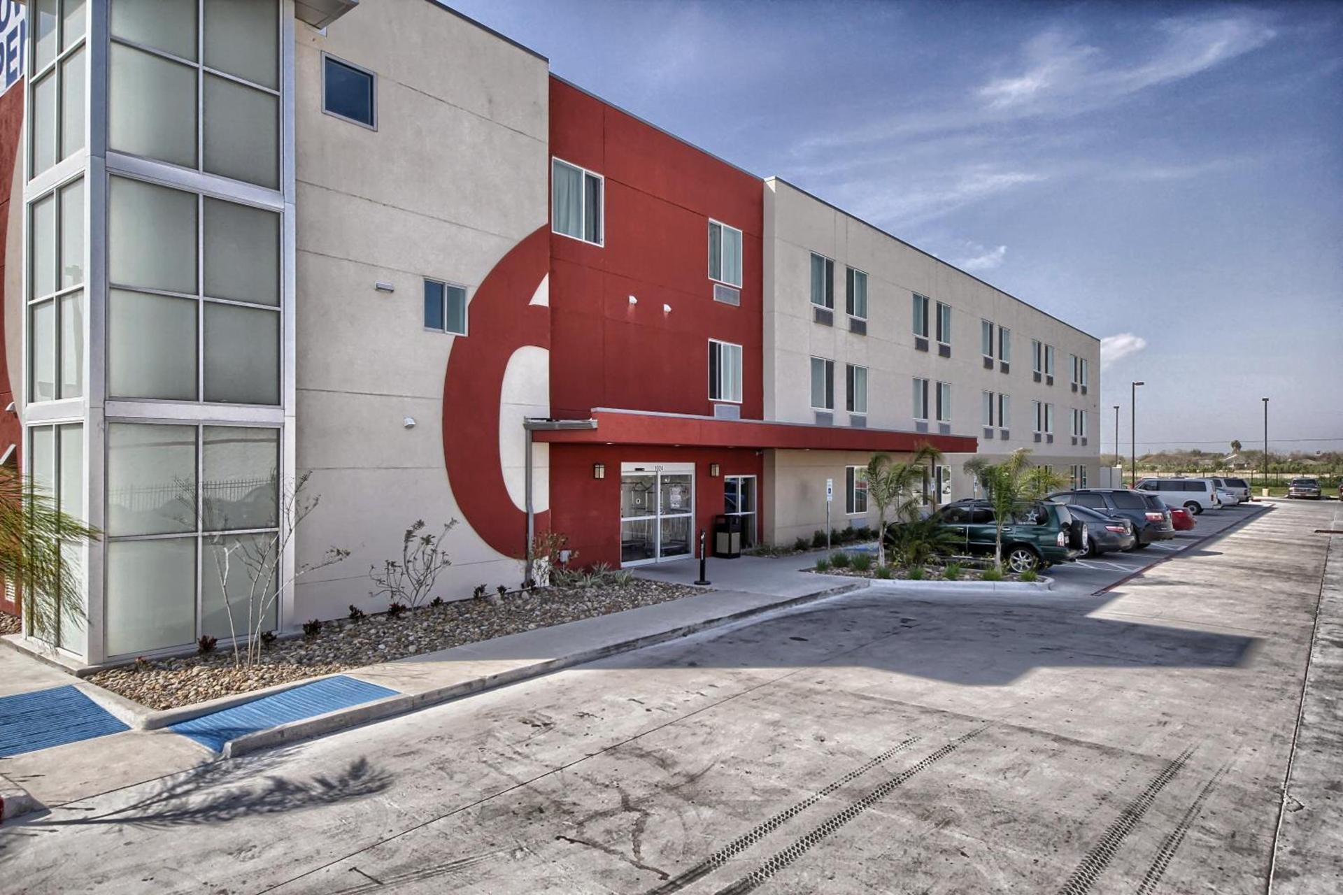 Motel 6-Weslaco, TX photo 14