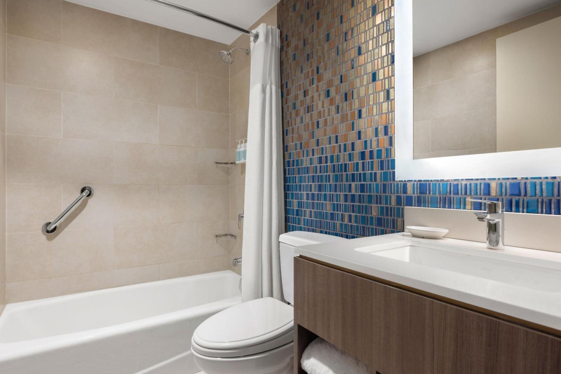 Courtyard by Marriott New York Manhattan/Chelsea photo 14