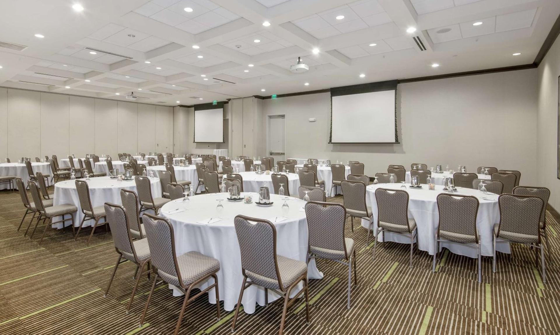 Hilton Garden Inn Raleigh Cary photo 28