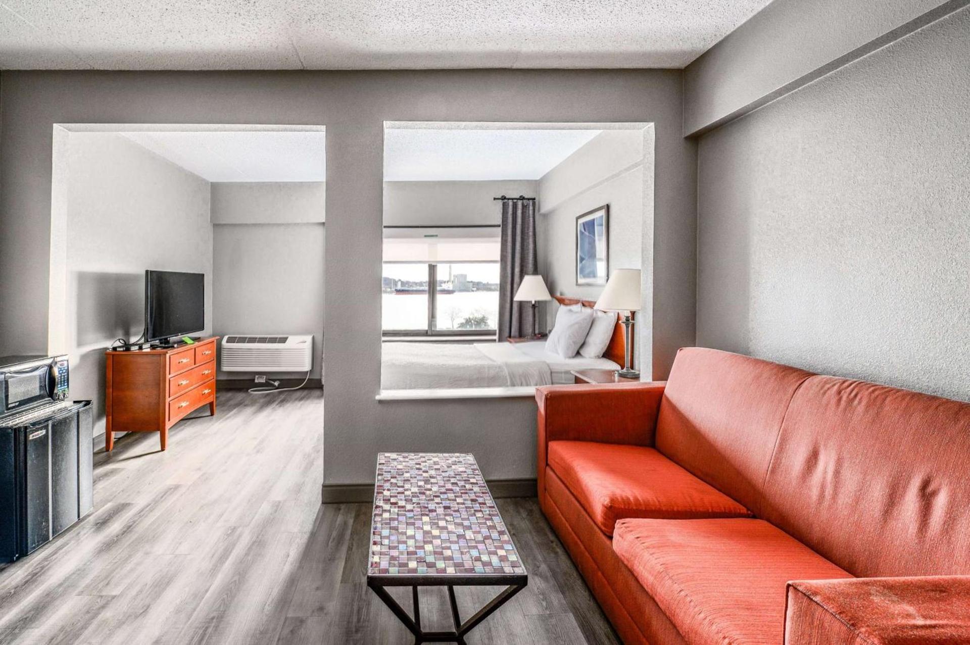 La Quinta by Wyndham New Haven photo 18