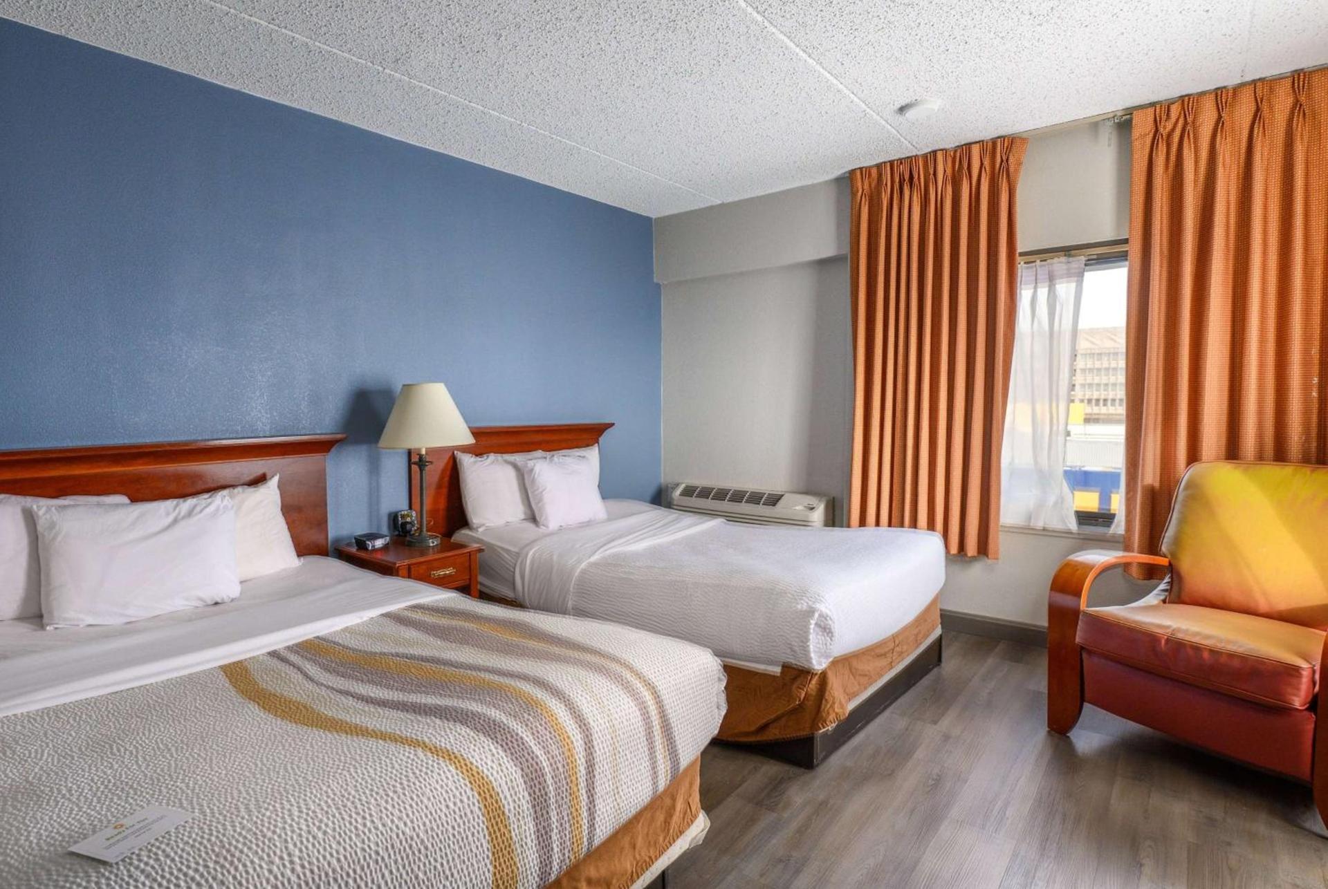 La Quinta by Wyndham New Haven photo 24