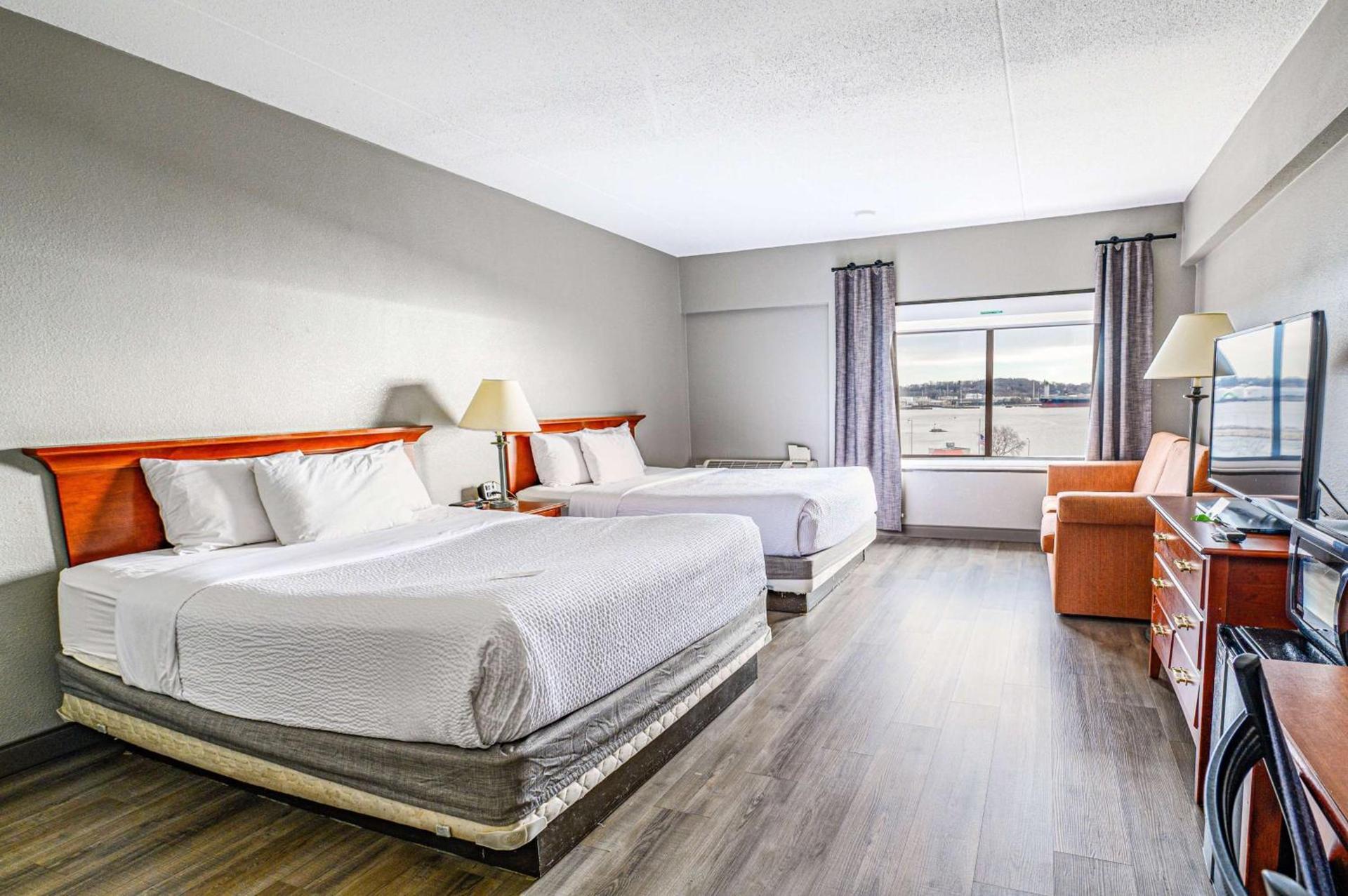 La Quinta by Wyndham New Haven photo 27