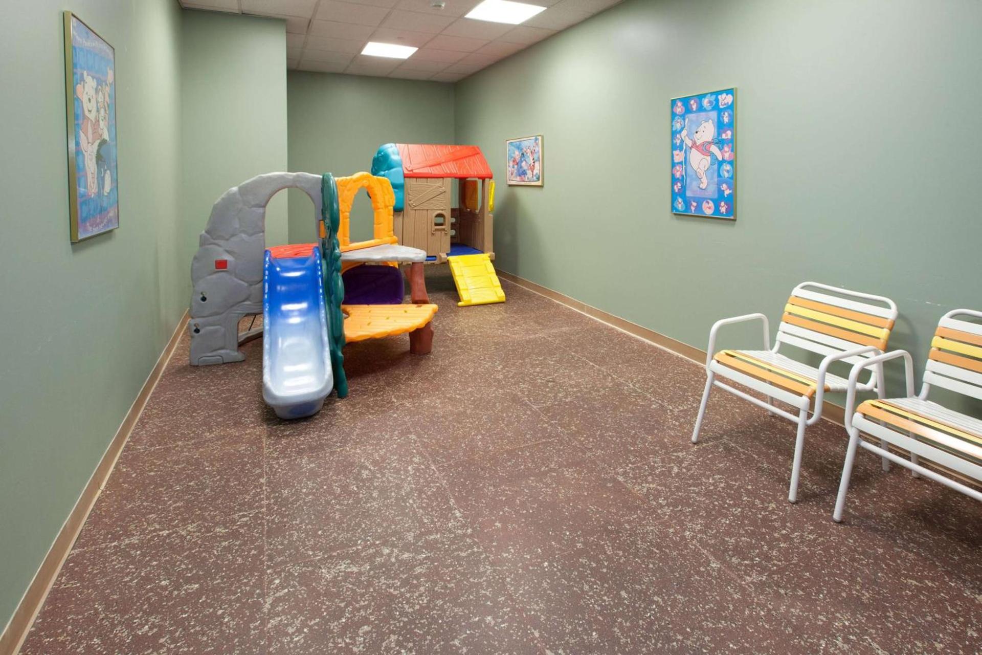 La Quinta by Wyndham Bannockburn-Deerfield photo 42