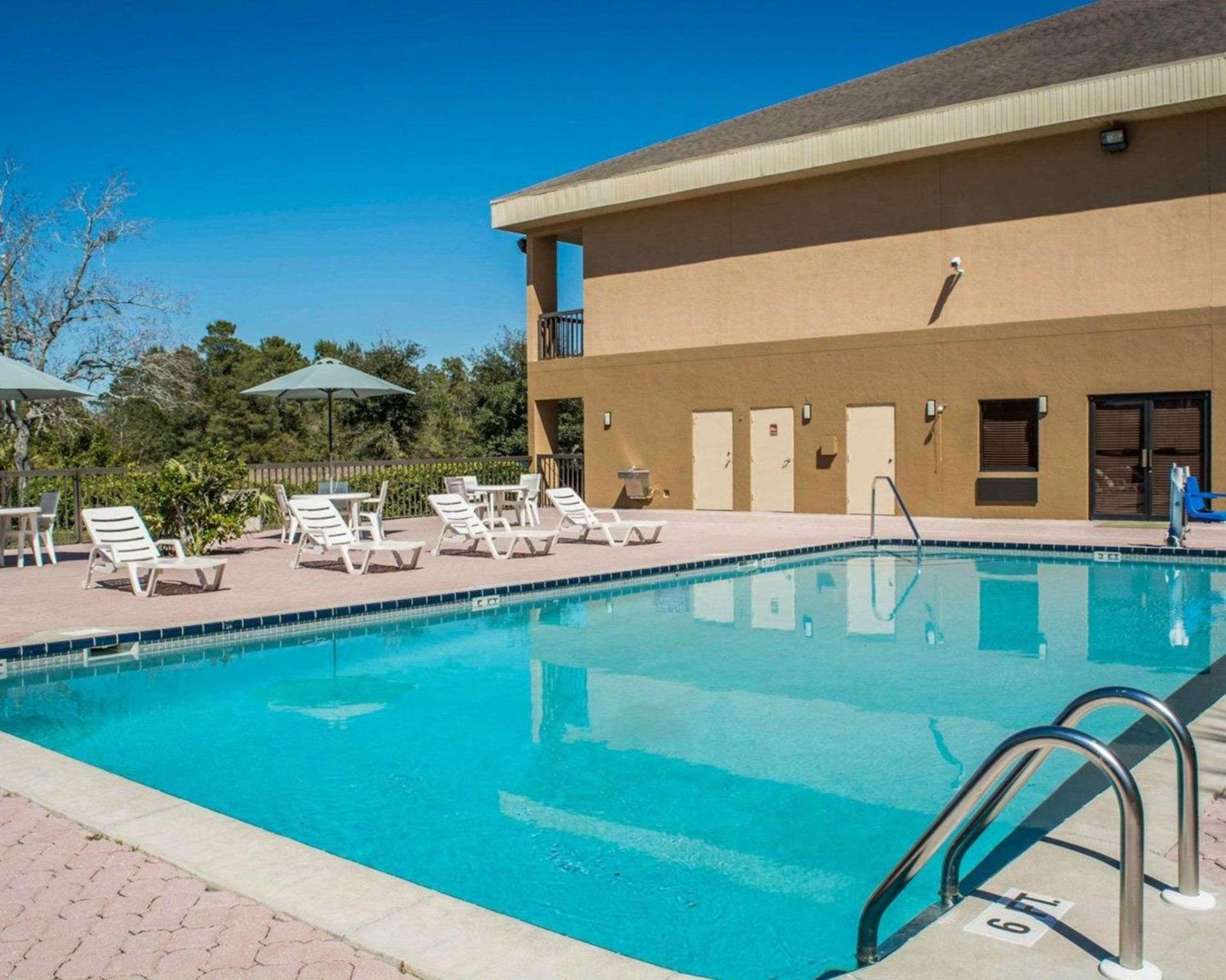 Quality Inn Weeki Wachee - Spring Hill photo 3