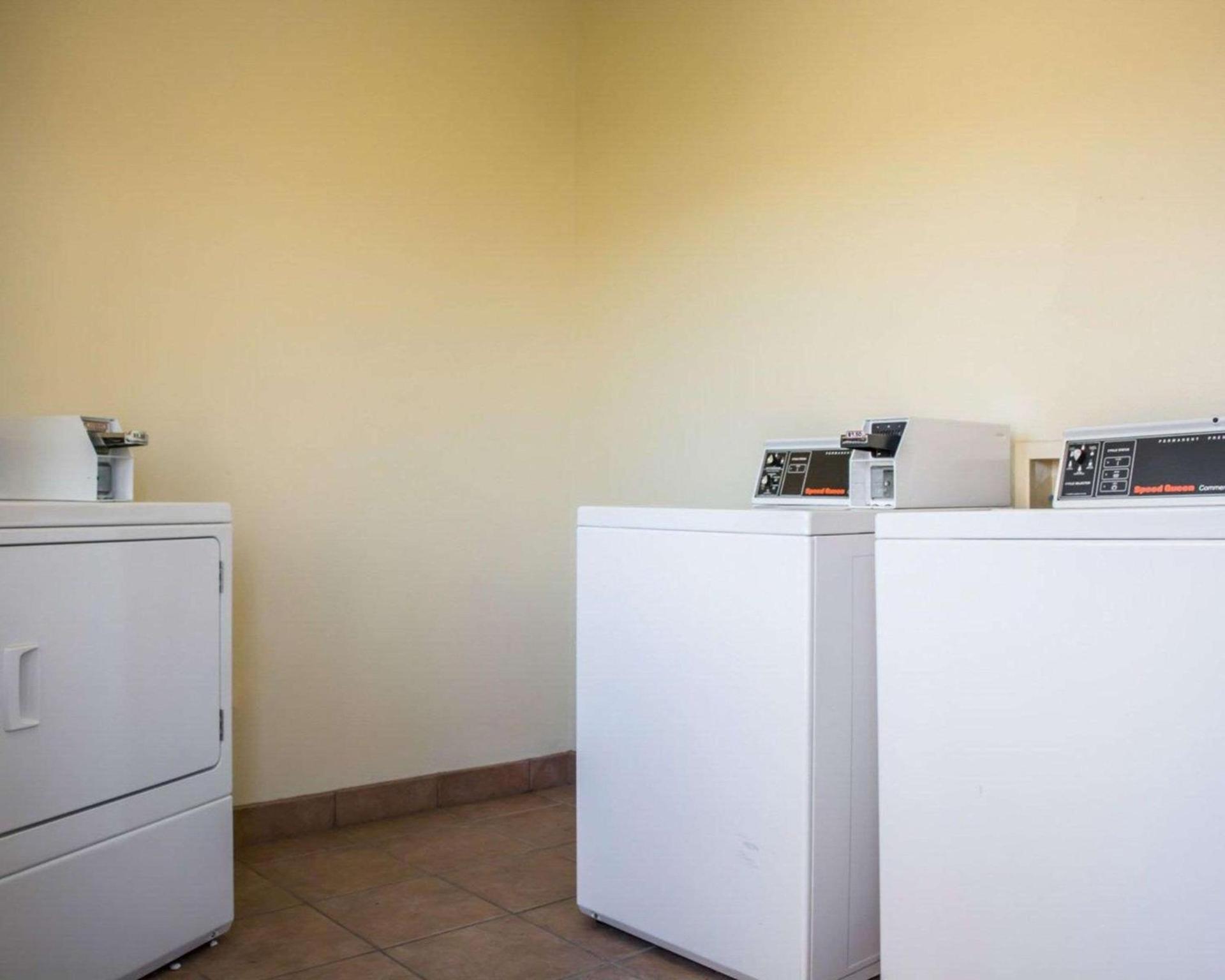 Quality Inn Weeki Wachee - Spring Hill photo 8