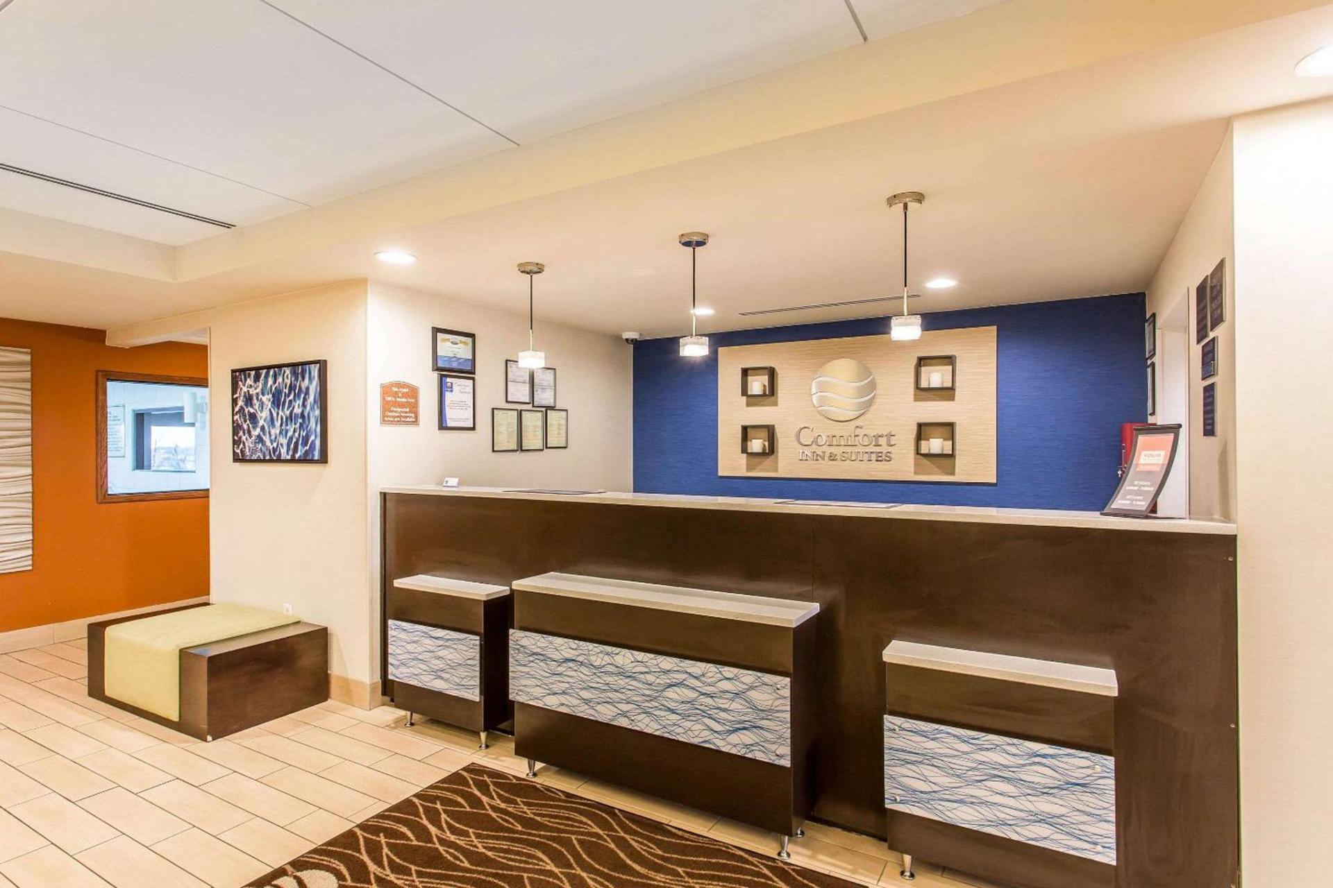 Comfort Inn & Suites Cookeville photo 2