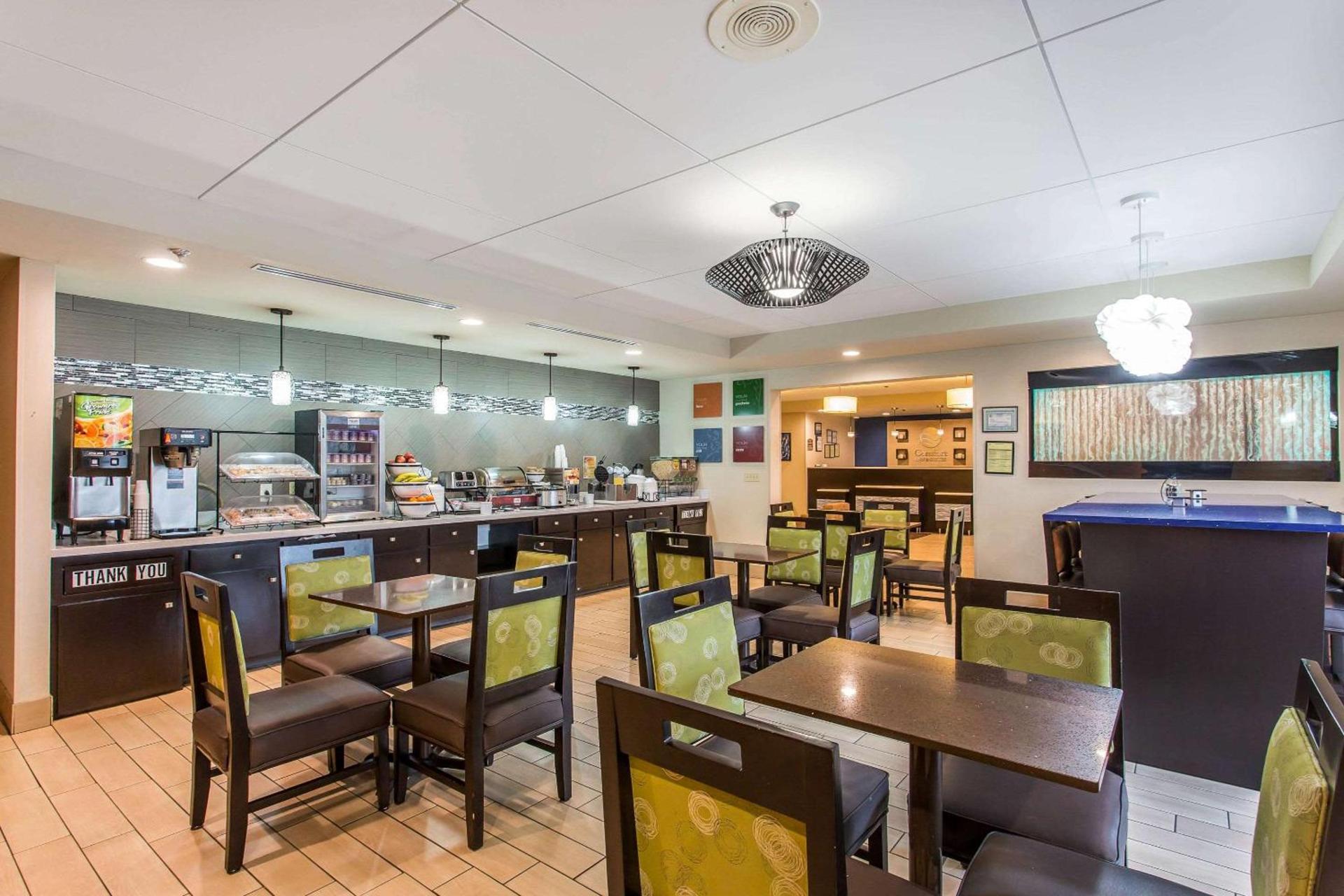 Comfort Inn & Suites Cookeville photo 25