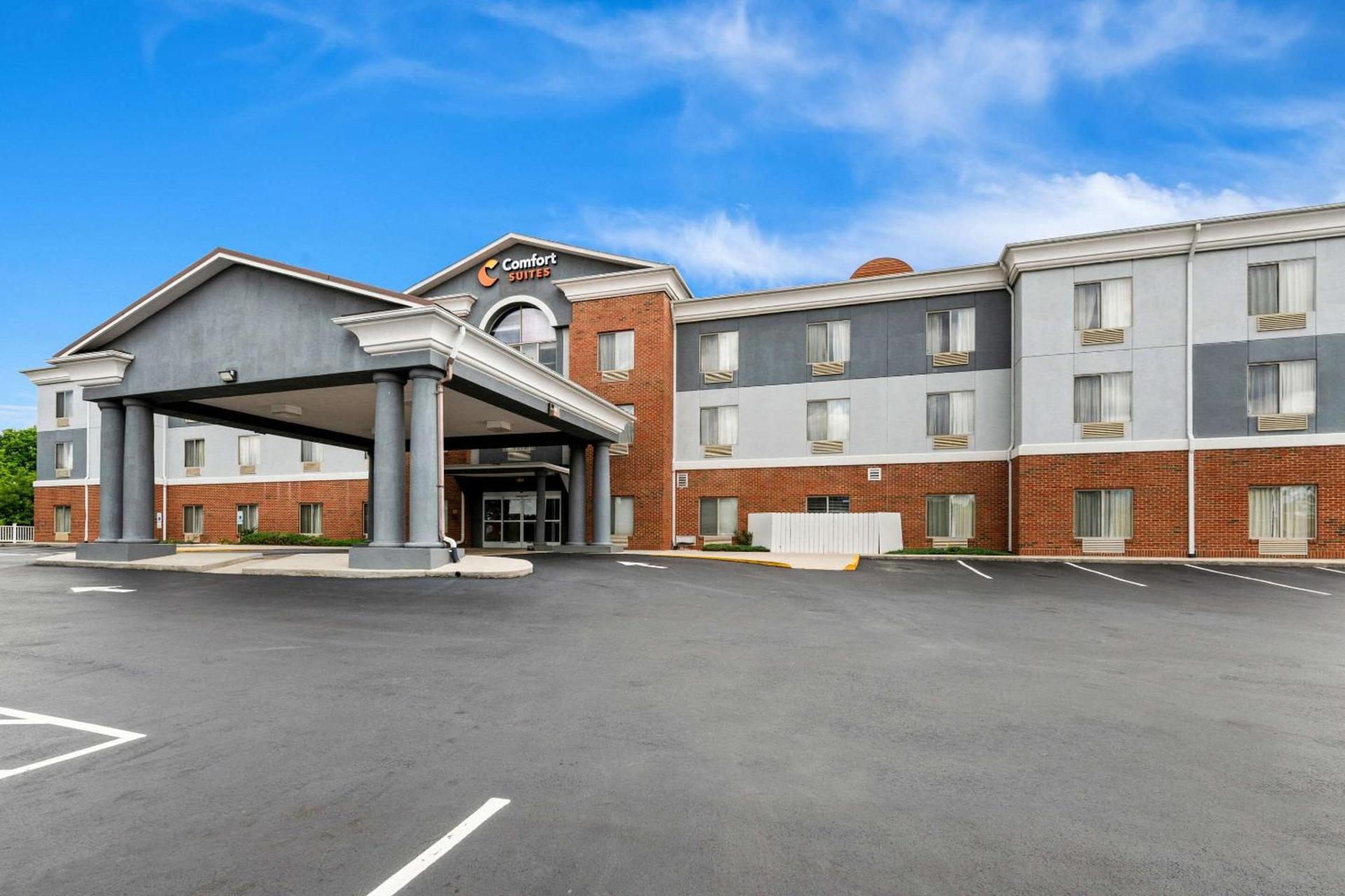 Comfort Suites Abingdon I-81 photo 3