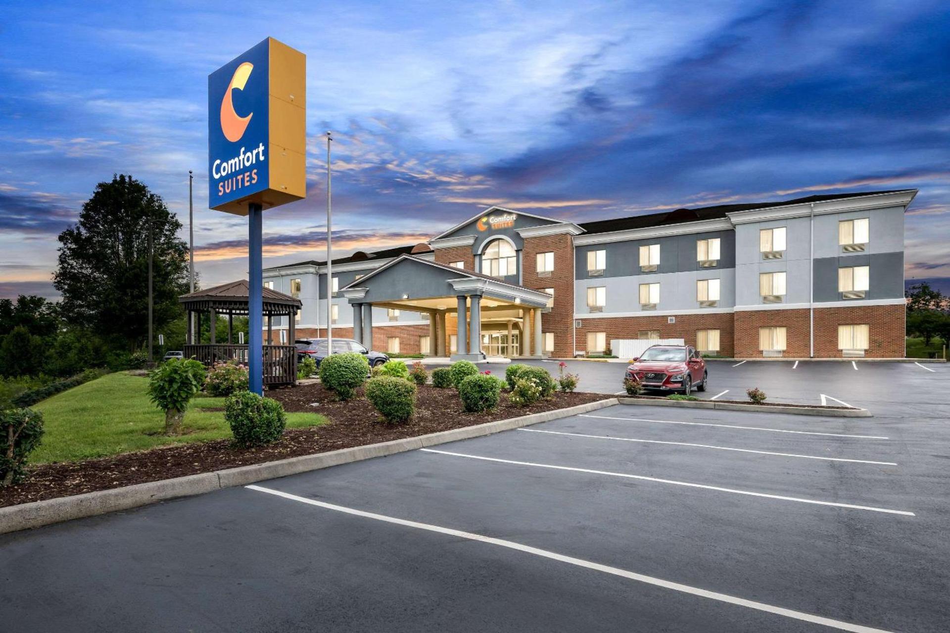 Comfort Suites Abingdon I-81 photo 5