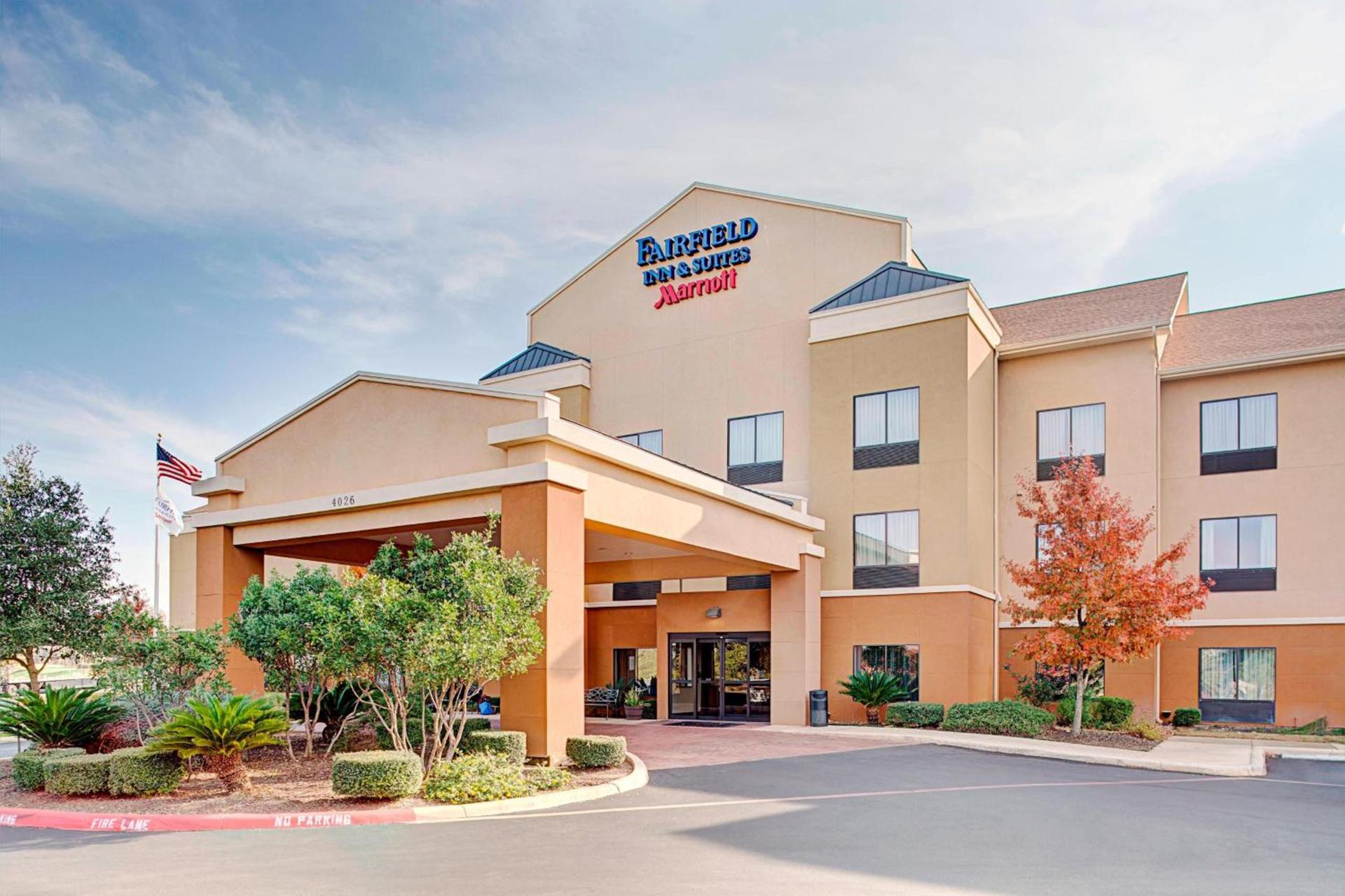 Fairfield Inn & Suites by Marriott San Antonio SeaWorld / Westover Hills photo 1