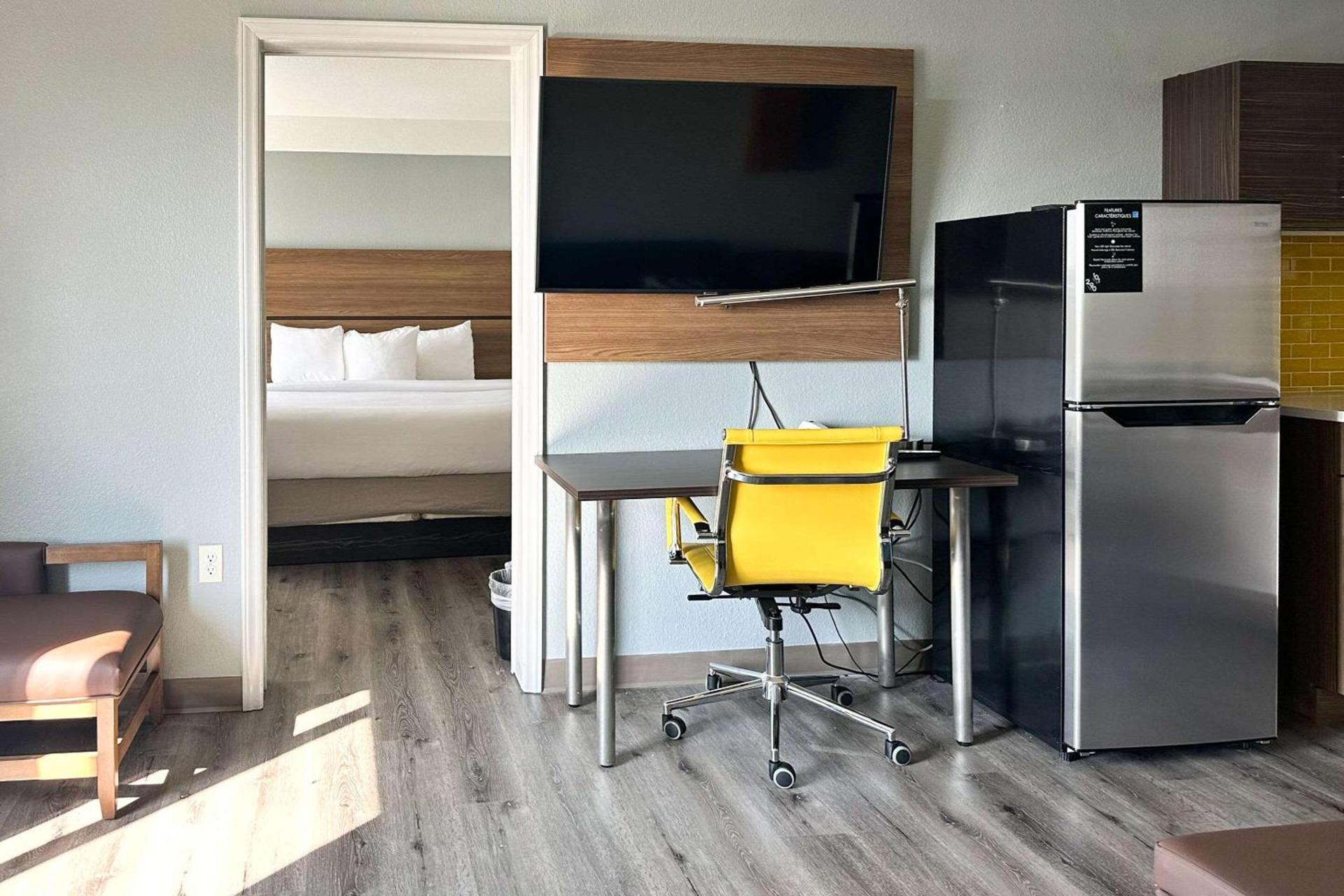 MainStay Suites Conover-Hickory photo 19